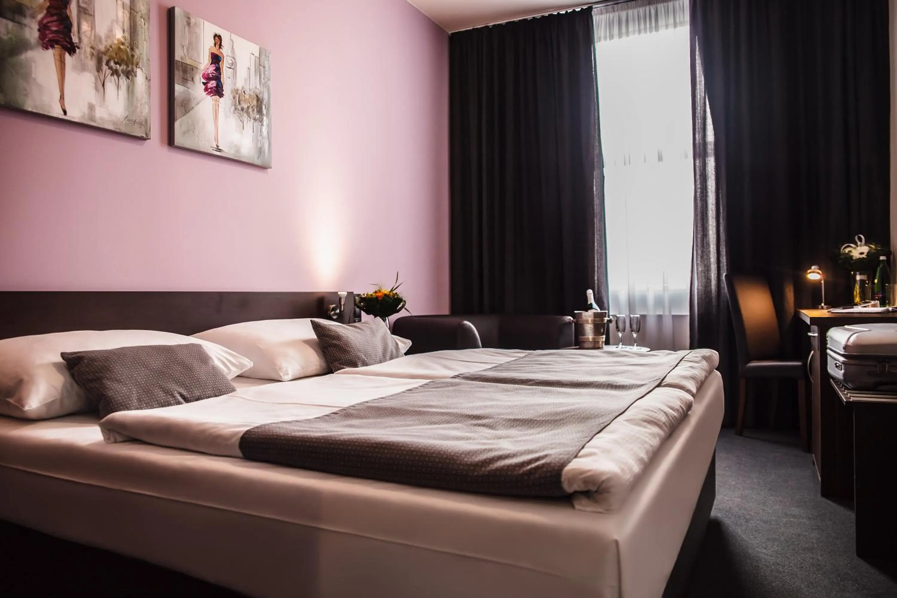 Photo of the whole room, Bed in Interhotel Zlín