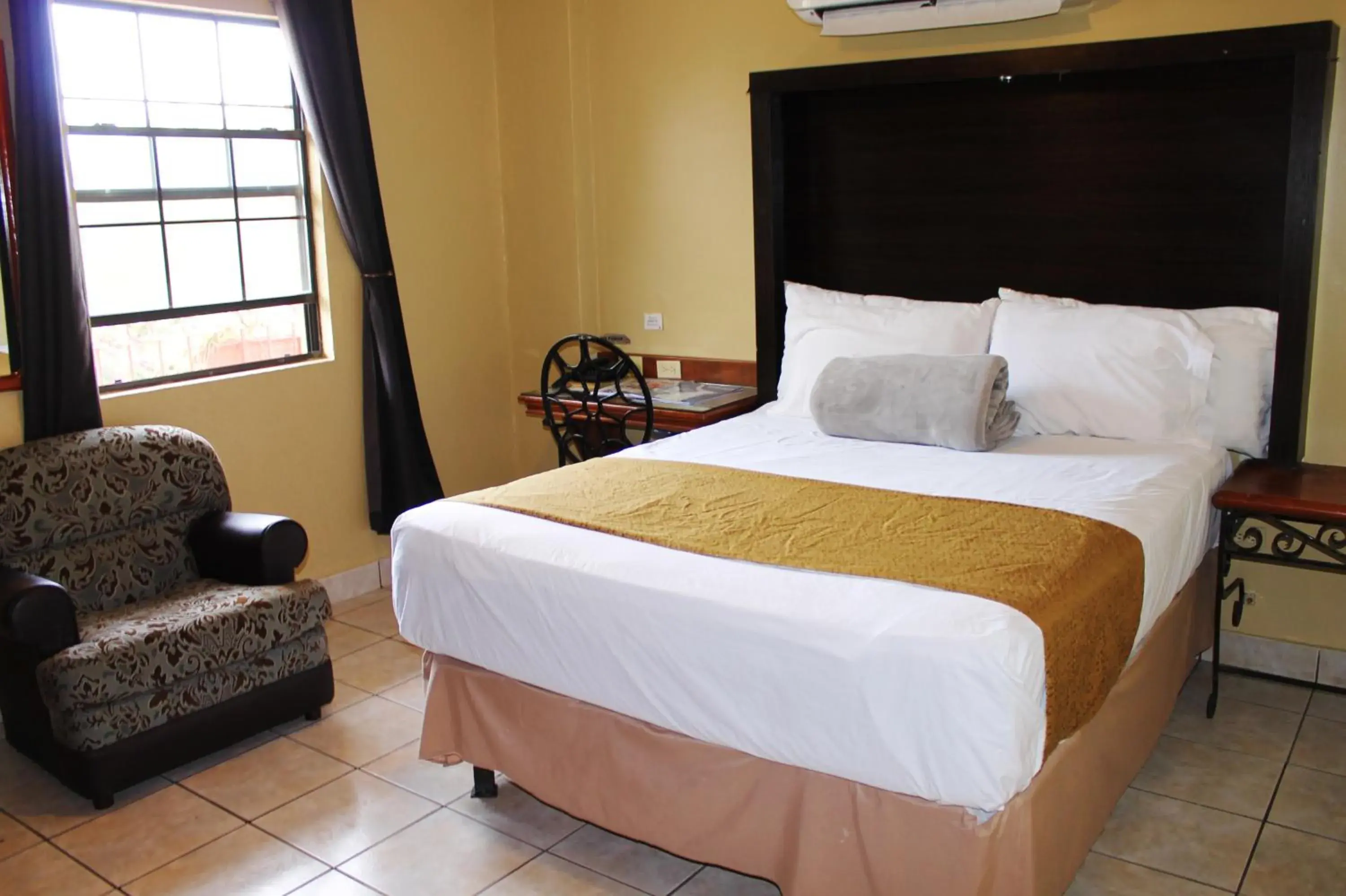 Double Room with Garden View in Hotel Hacienda del Viejo Double Room with Garden View in Hotel Hacienda del Viejo