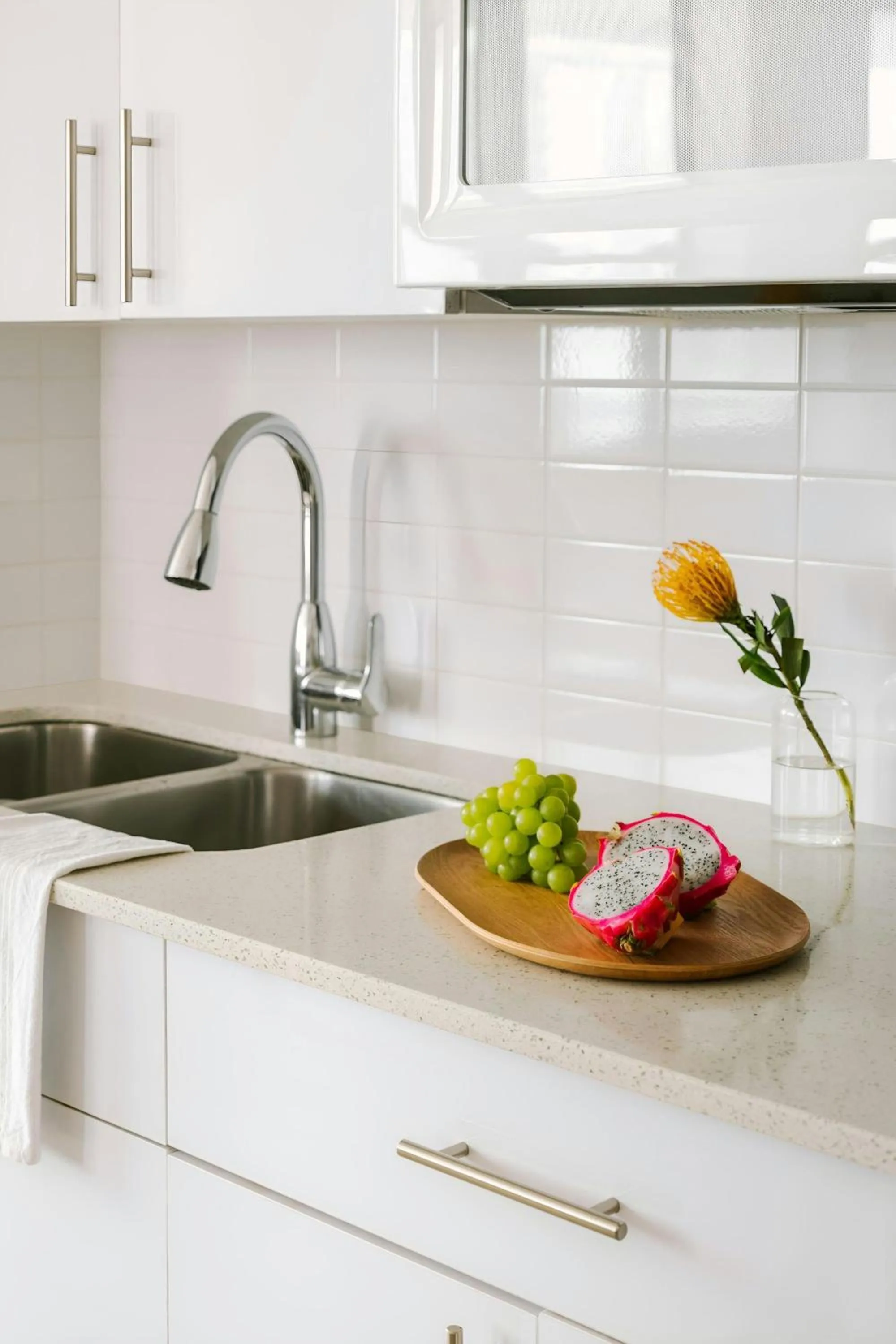 Kitchen or kitchenette in The Circ Hotel Hollywood, Sonder by Marriott Bonvoy