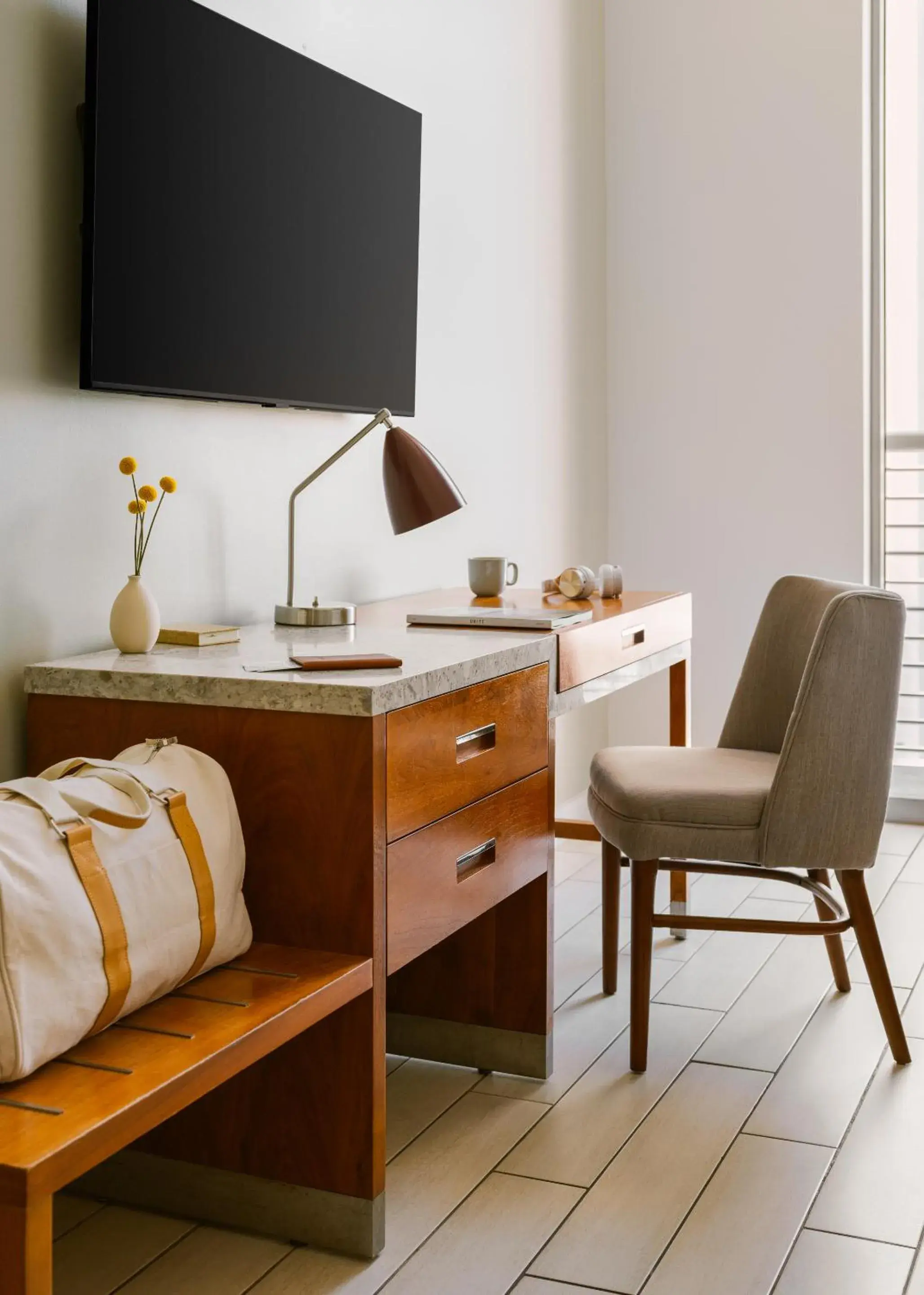 Living room in The Circ powered by Sonder Living room in The Circ powered by Sonder