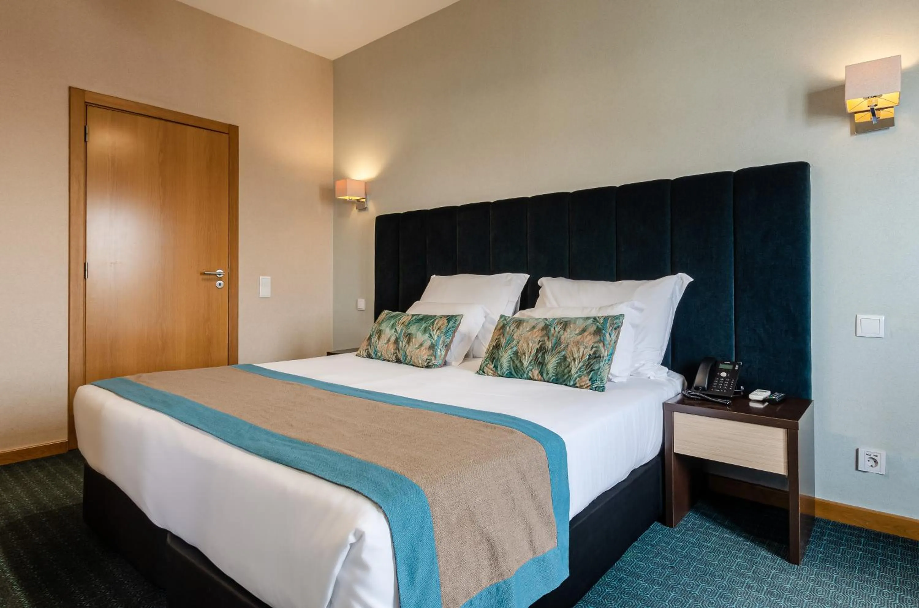 Bedroom, Bed in Hotel DAH - Dom Afonso Henriques