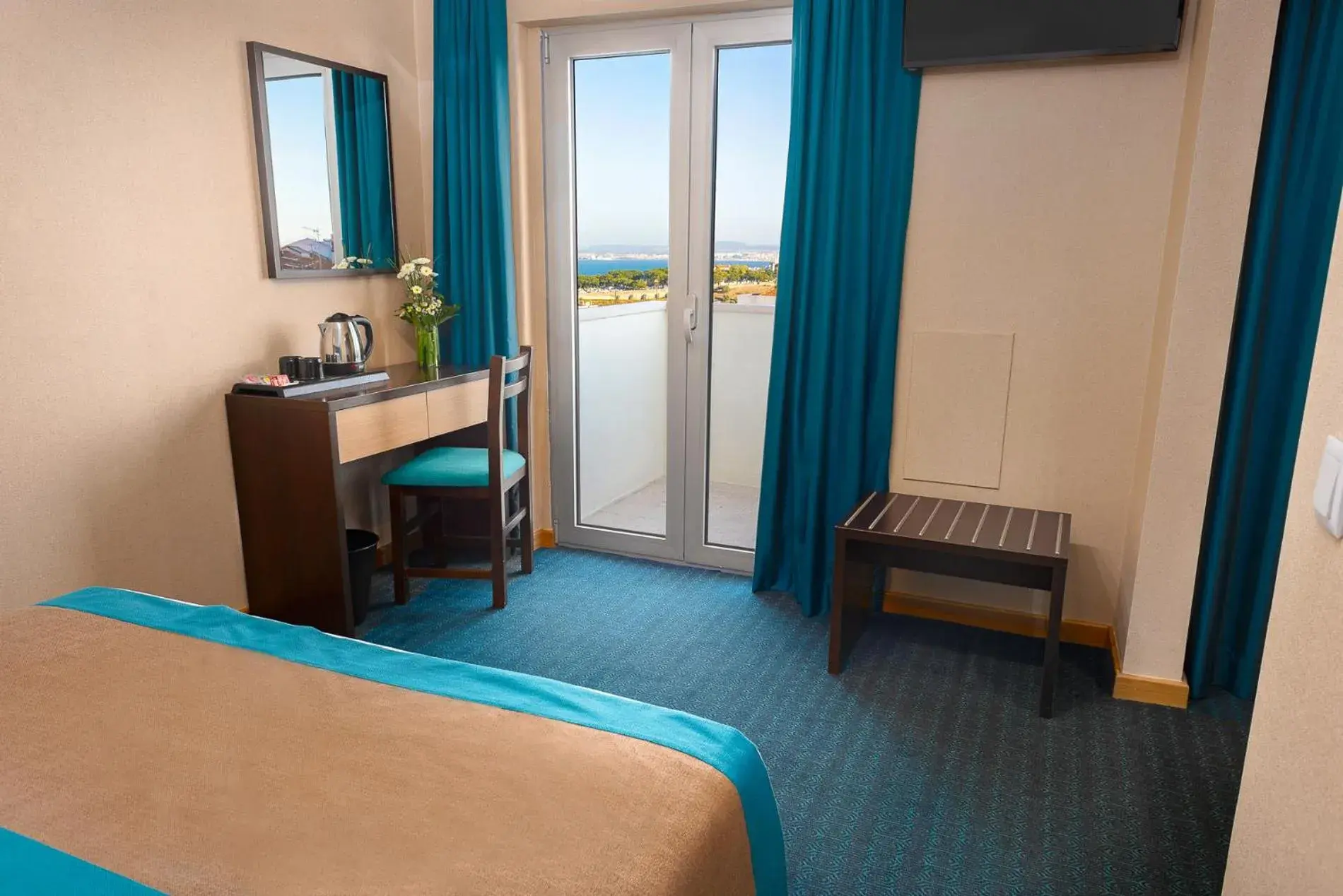 Bedroom, Bed in Hotel DAH - Dom Afonso Henriques Bedroom, Bed in Hotel DAH - Dom Afonso Henriques