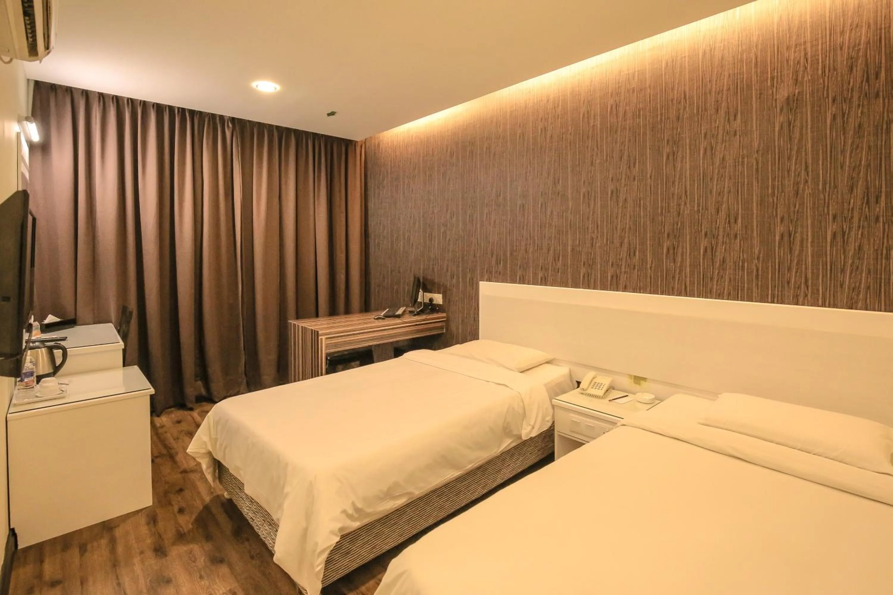 Photo of the whole room, Bed in Hotel Ming Star