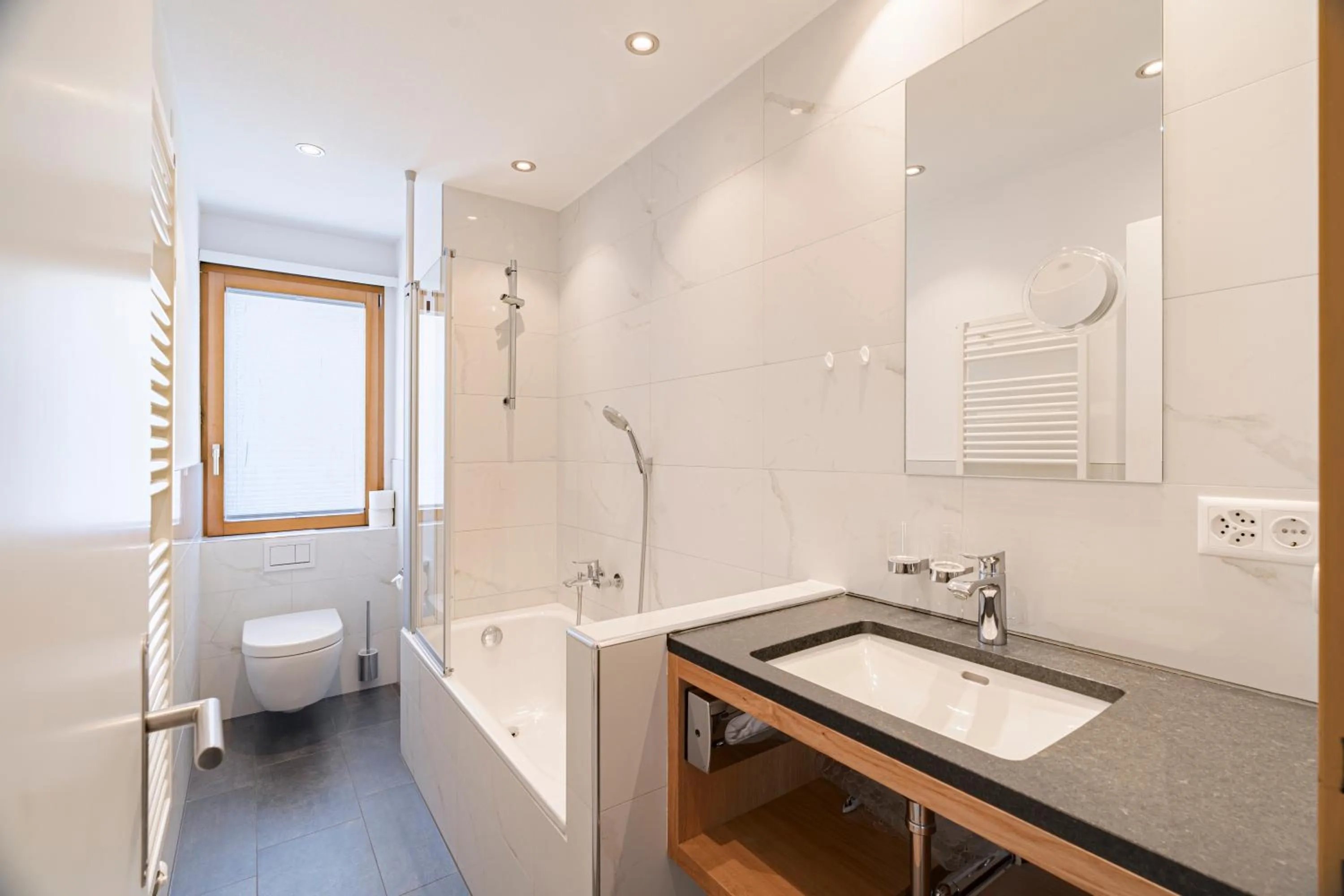 Bathroom in Hotel Parnass