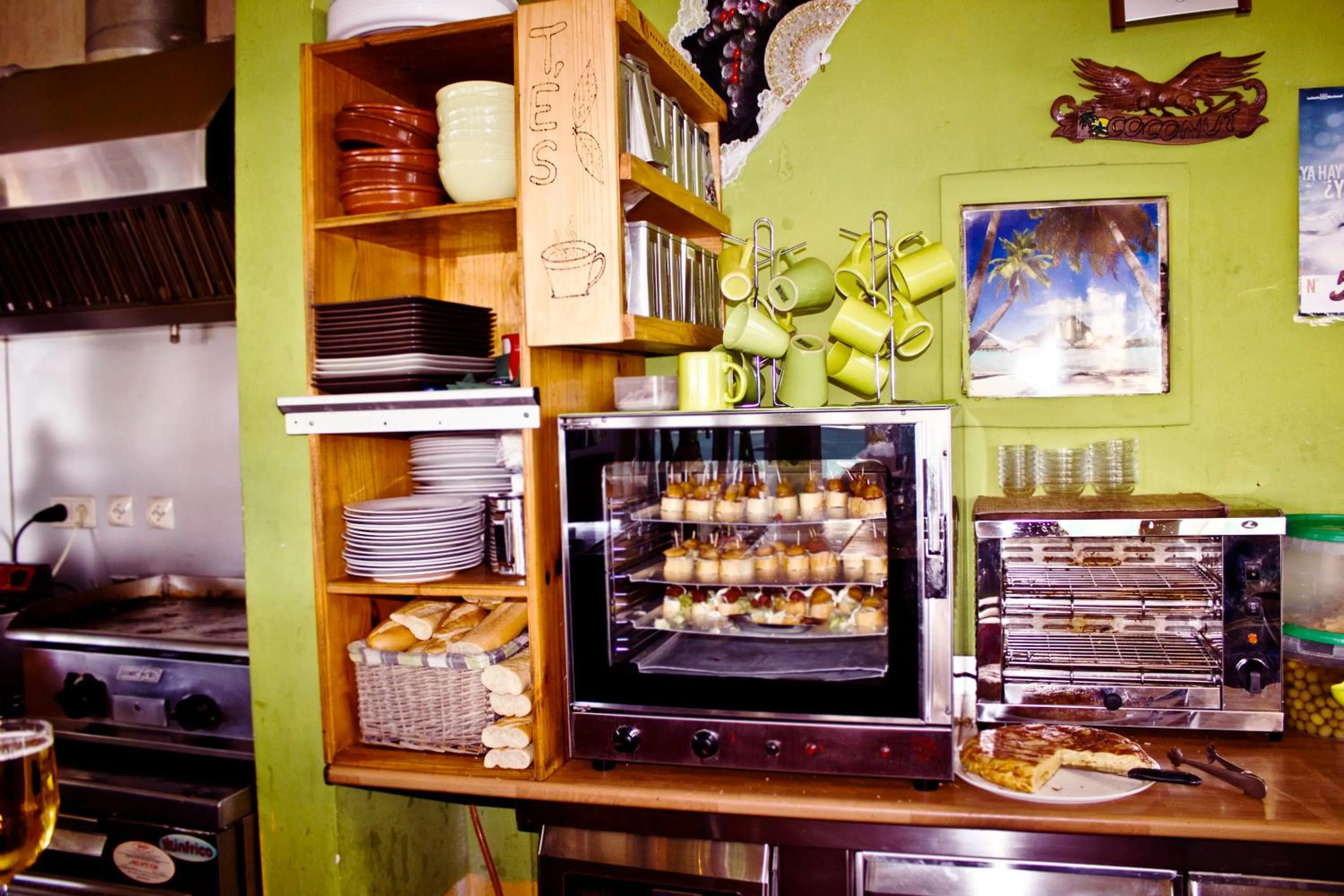 Kitchen or kitchenette in Apartamentos Playamar