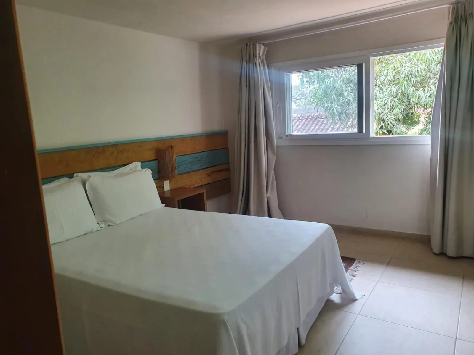 Bedroom, Bed in Ilha Deck Hotel