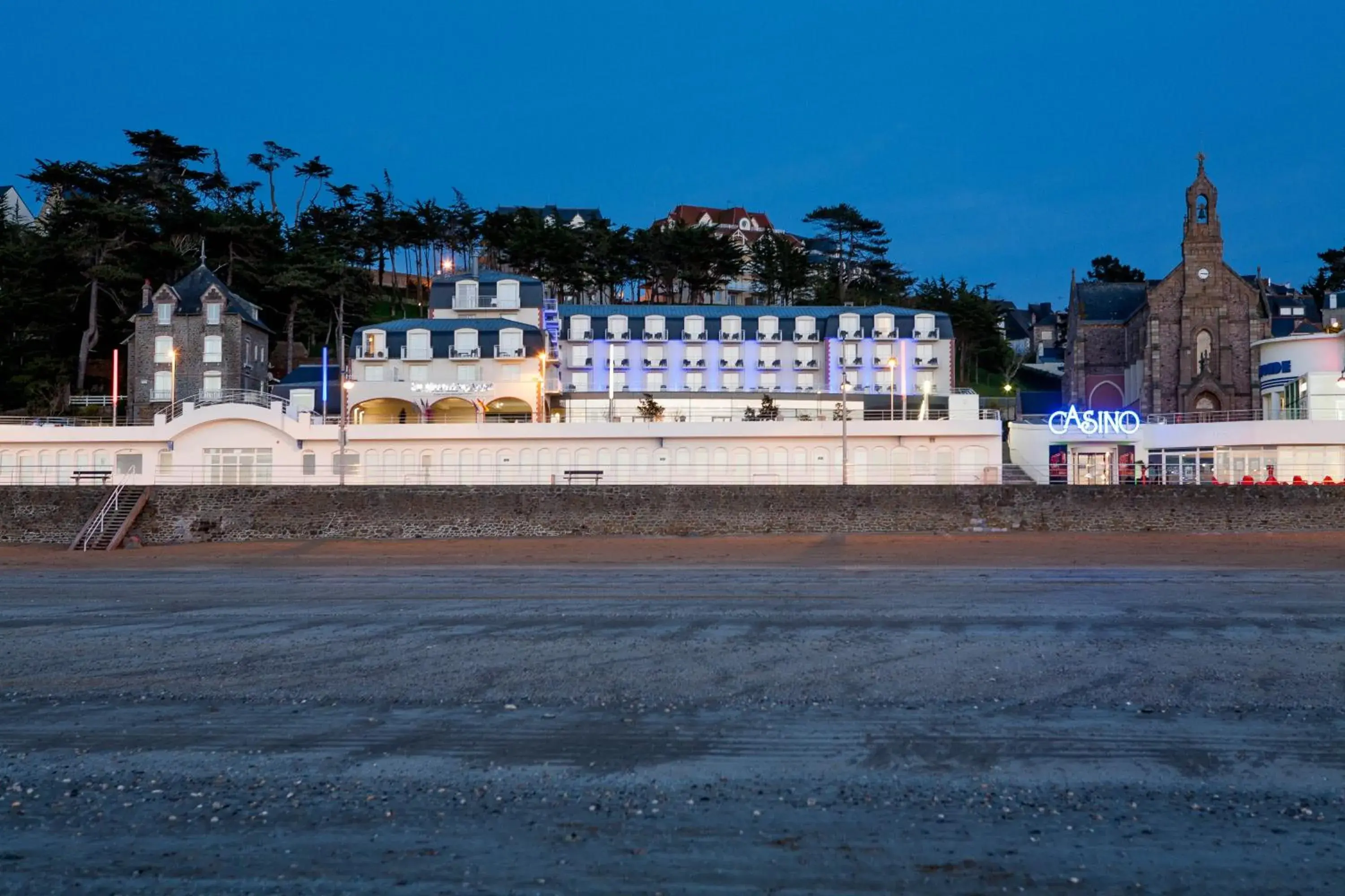 Property building in Spa Marin Du Val Andre Thalasso Resort Property building in Spa Marin Du Val Andre Thalasso Resort