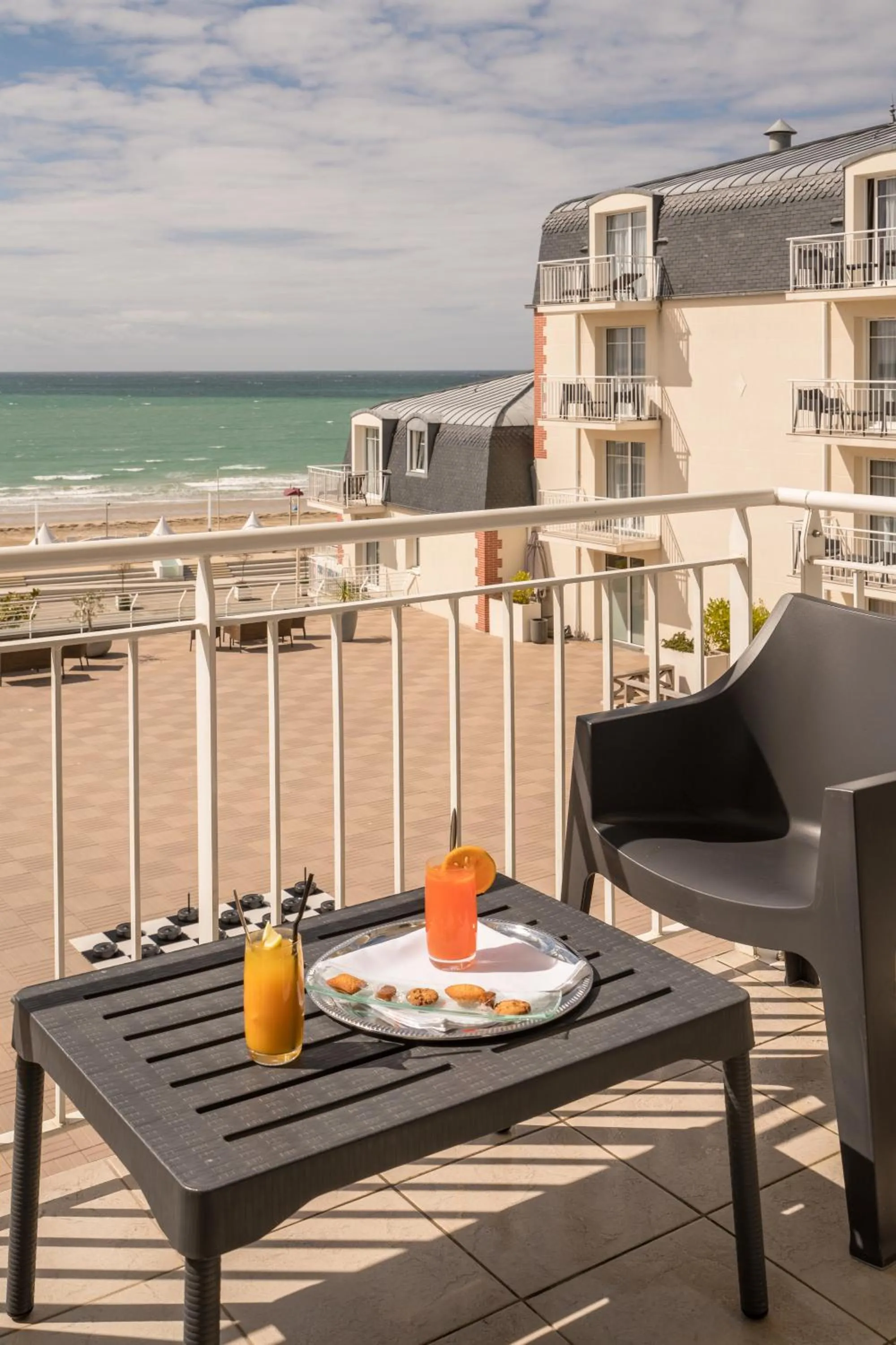 Balcony/Terrace in Spa Marin Du Val Andre Thalasso Resort