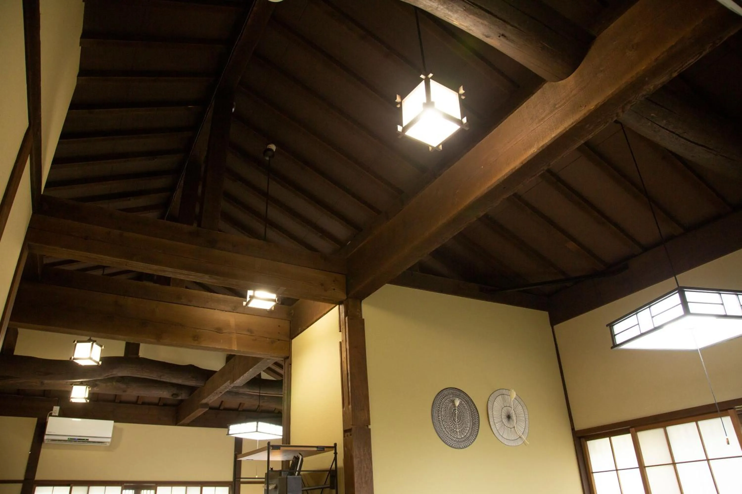 group of guests in Kutsukake Stay Naka-Karuizawa