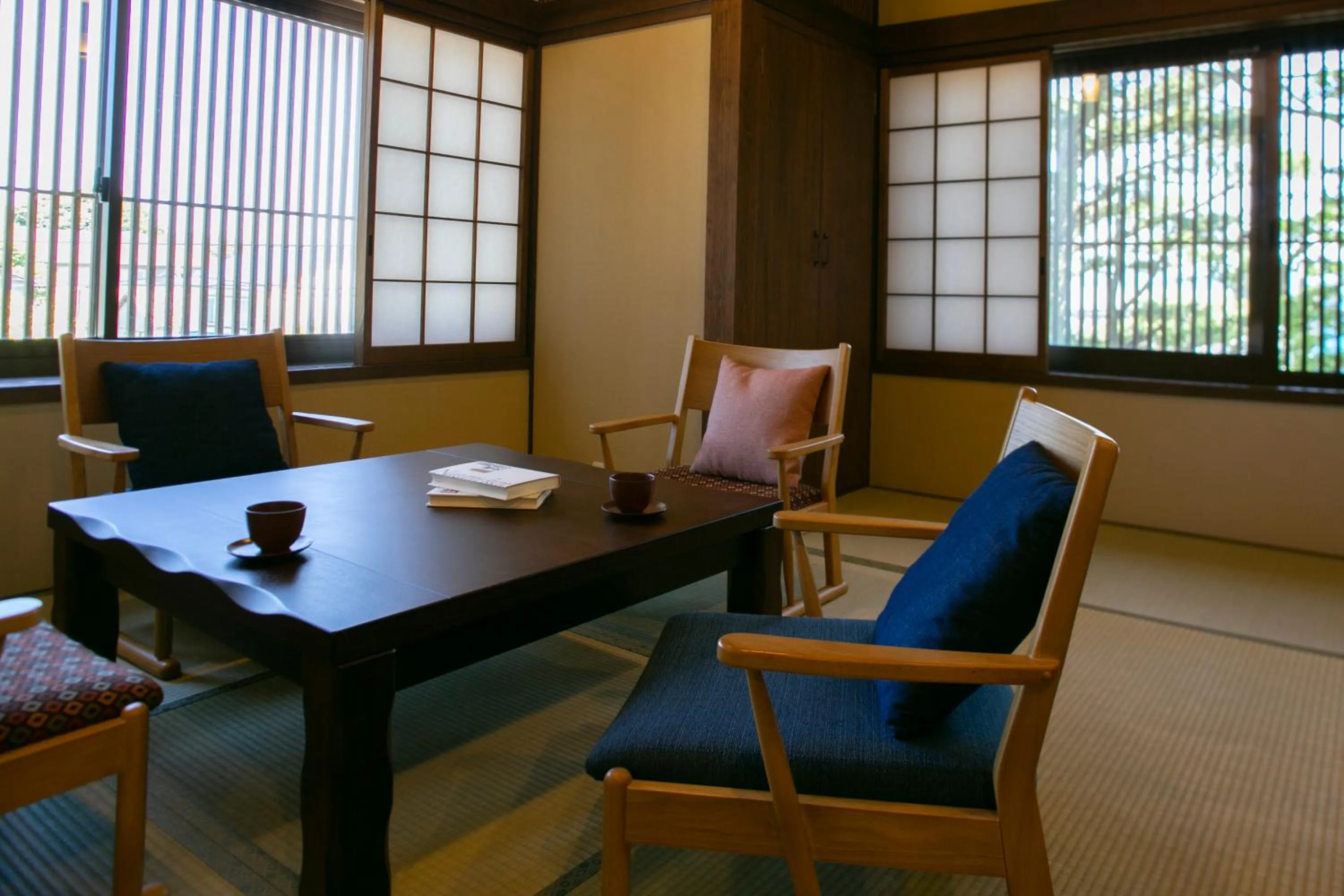 Guests in Kutsukake Stay Naka-Karuizawa