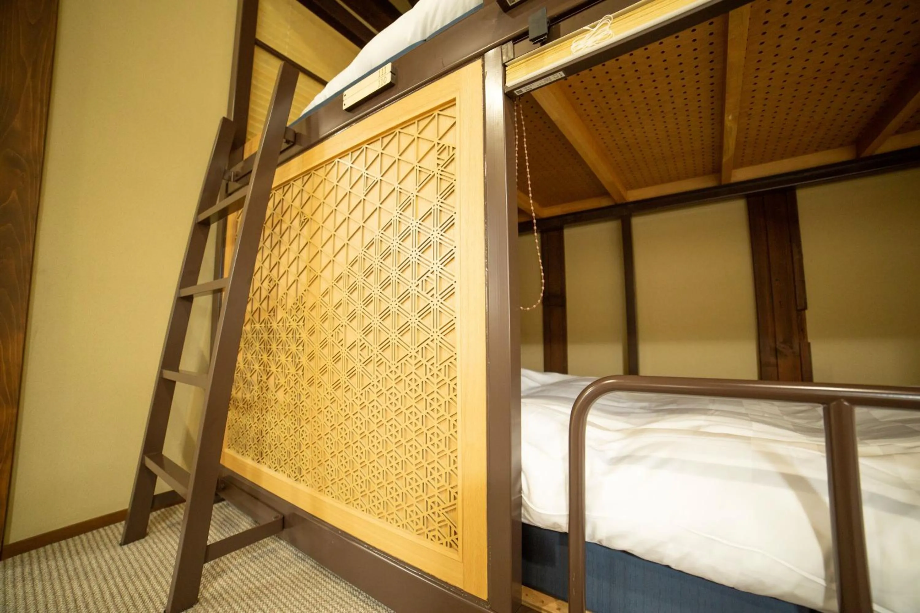 bunk bed, Bed in Kutsukake Stay Naka-Karuizawa