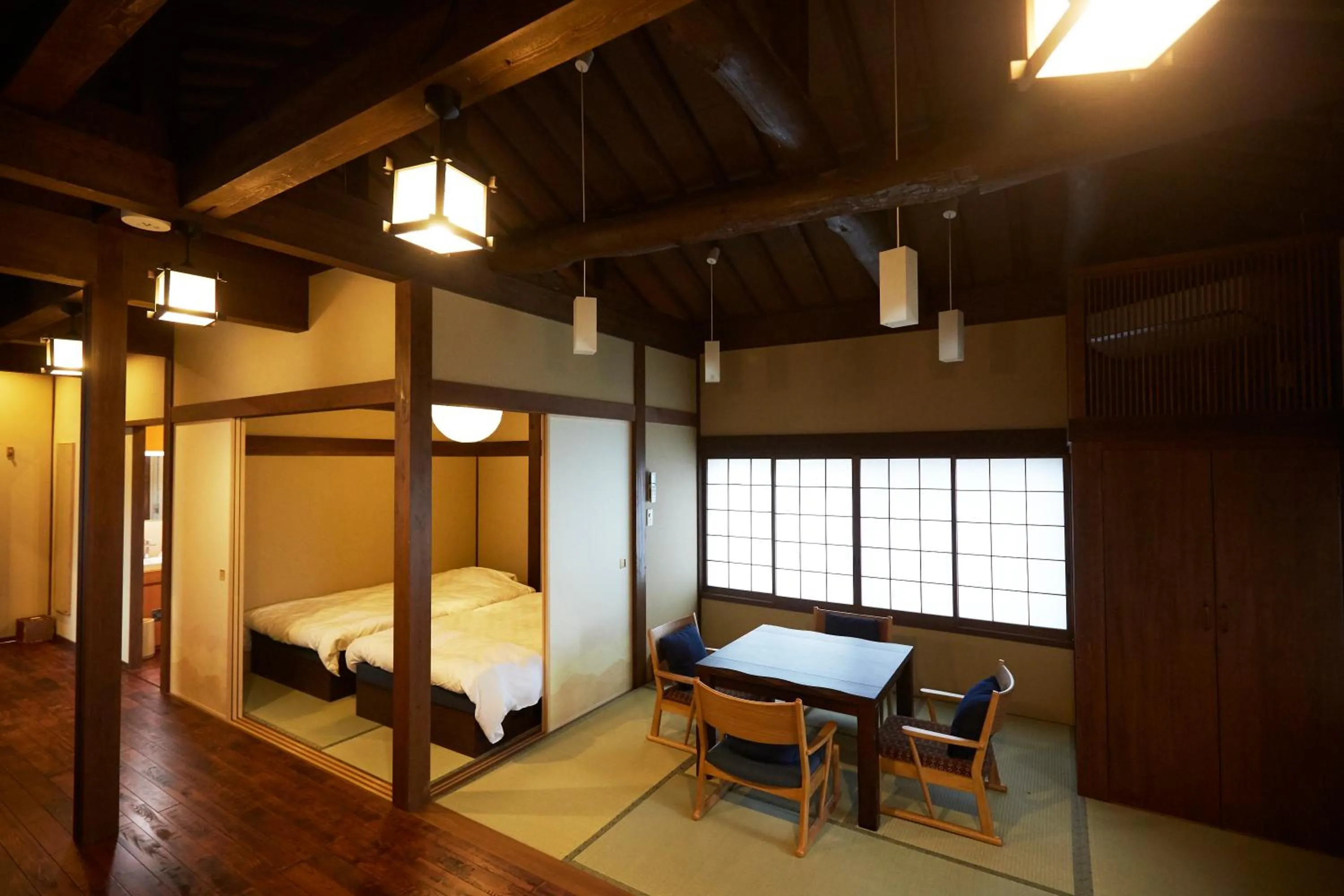 Living room, Bed in Kutsukake Stay Naka-Karuizawa
