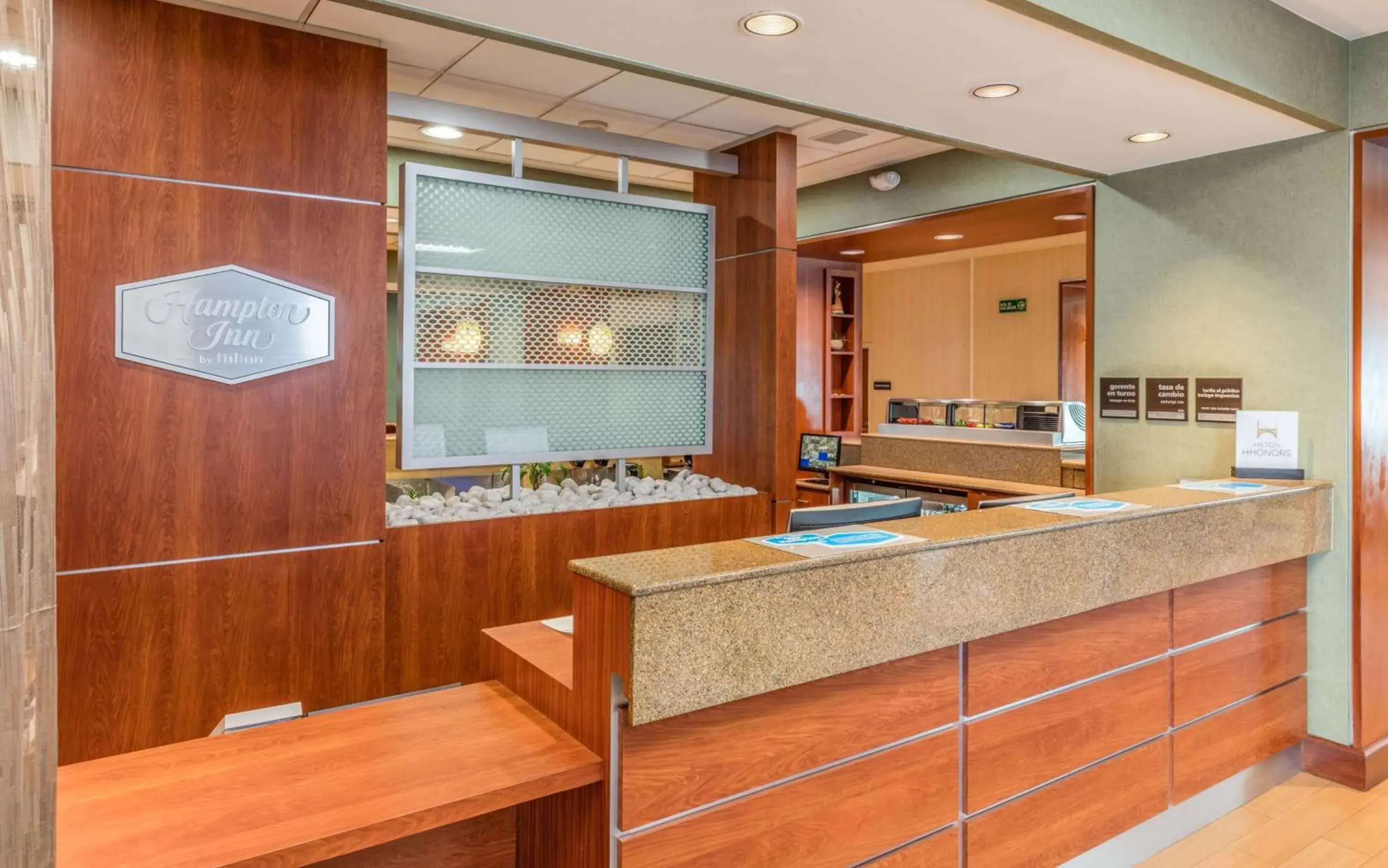 Lobby or reception in Hampton by Hilton Queretaro Tecnologico Lobby or reception in Hampton by Hilton Queretaro Tecnologico