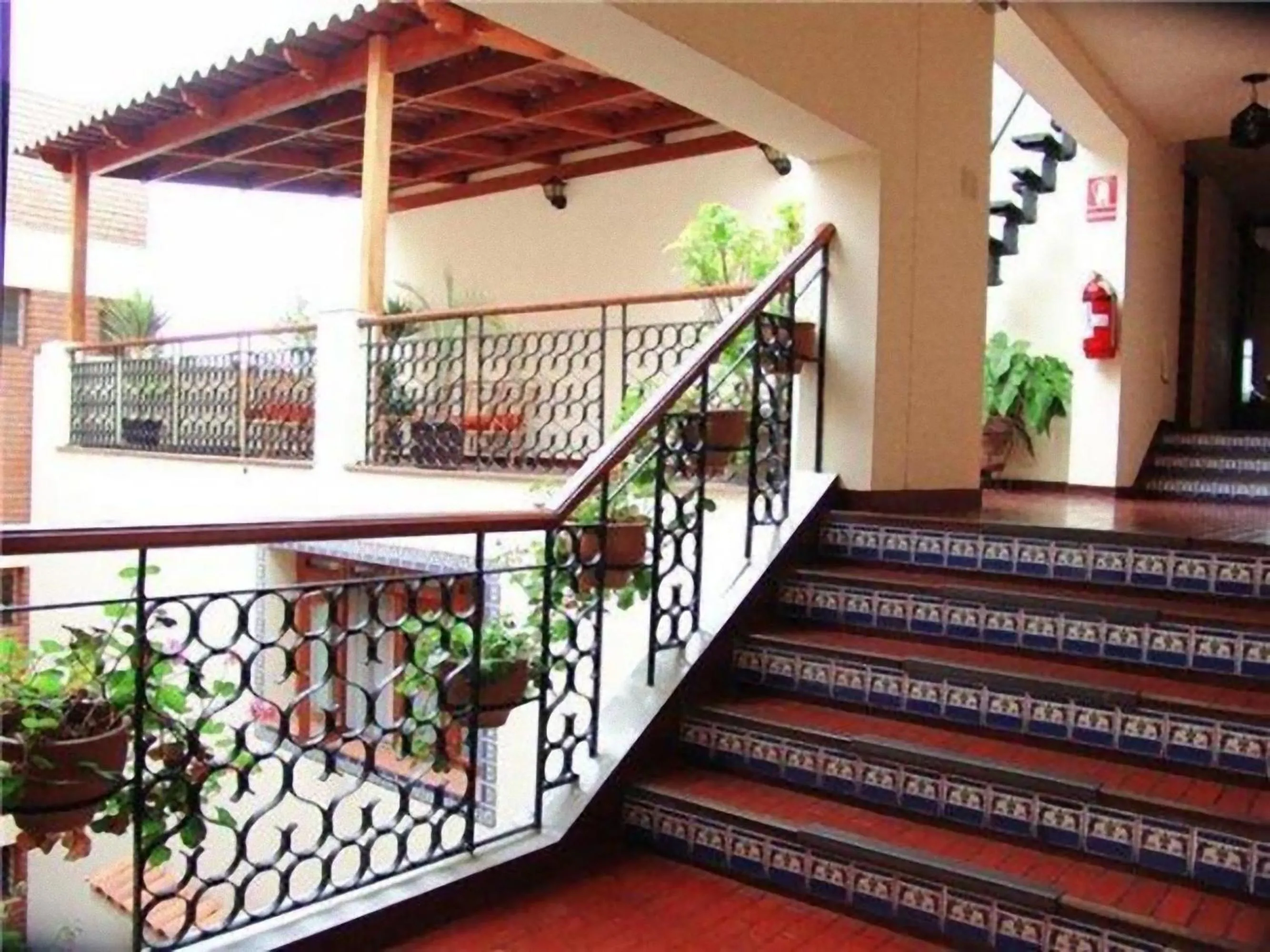 Facade/entrance in Hotel San Isidro Inn