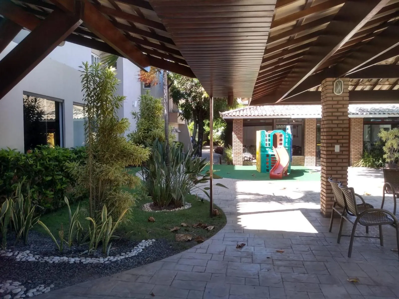 Property building in Hotel Pousada do Sol