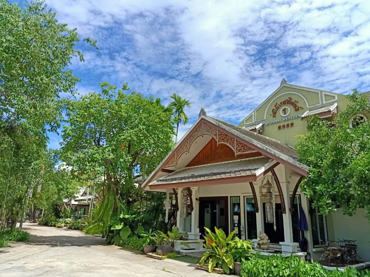 Property building in Rommai Greenpark