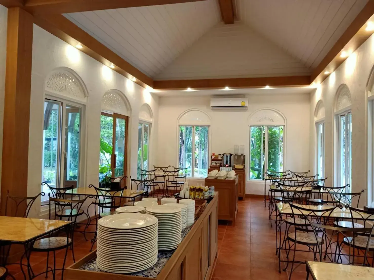 Restaurant/places to eat in Rommai Greenpark Restaurant/places to eat in Rommai Greenpark