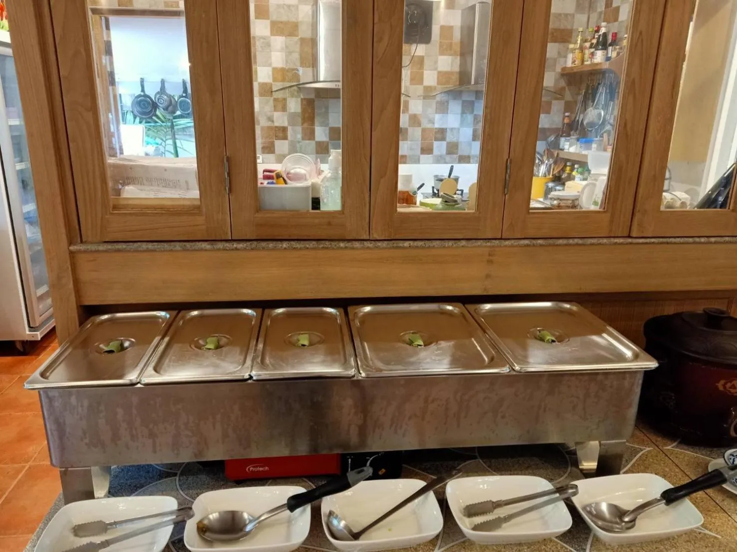 Restaurant/places to eat in Rommai Greenpark