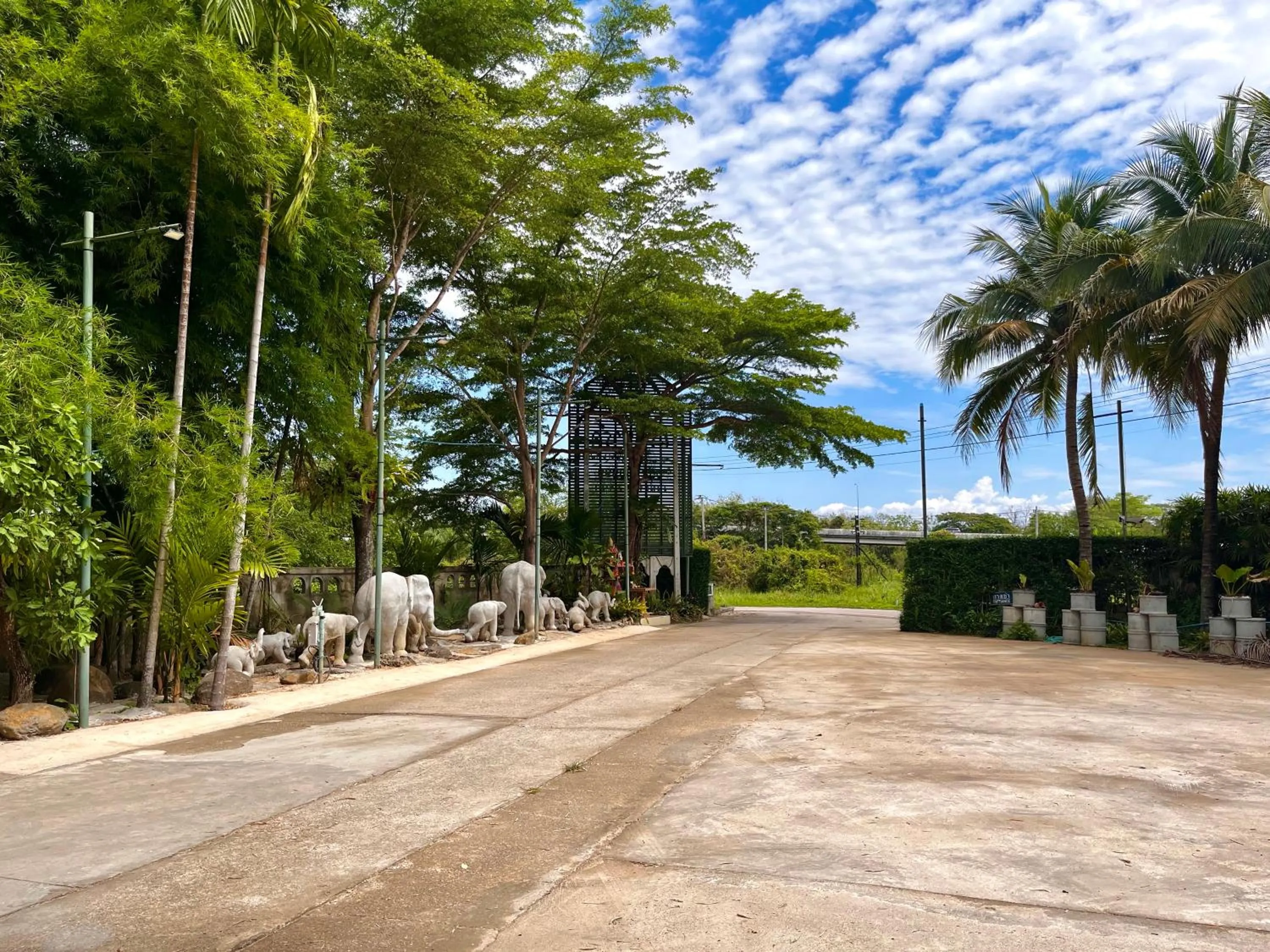 Facade/entrance in Rommai Greenpark