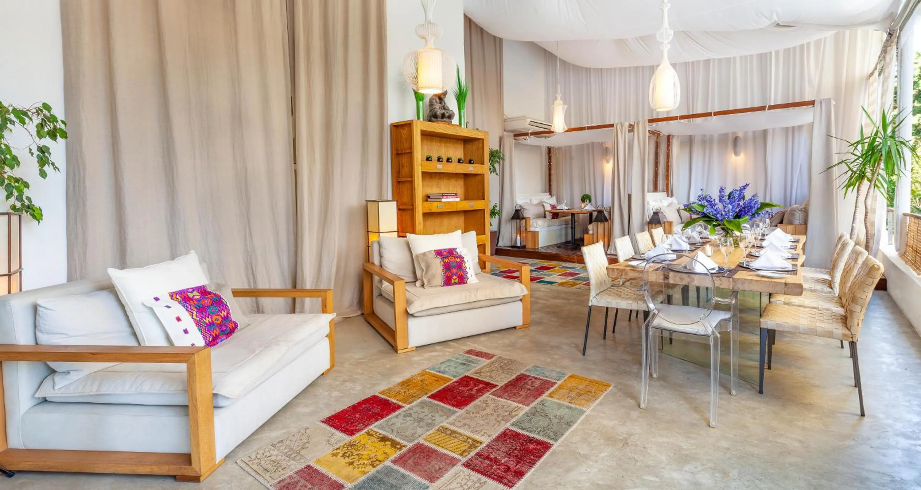 Restaurant/places to eat in AWA Boutique + Design Hotel