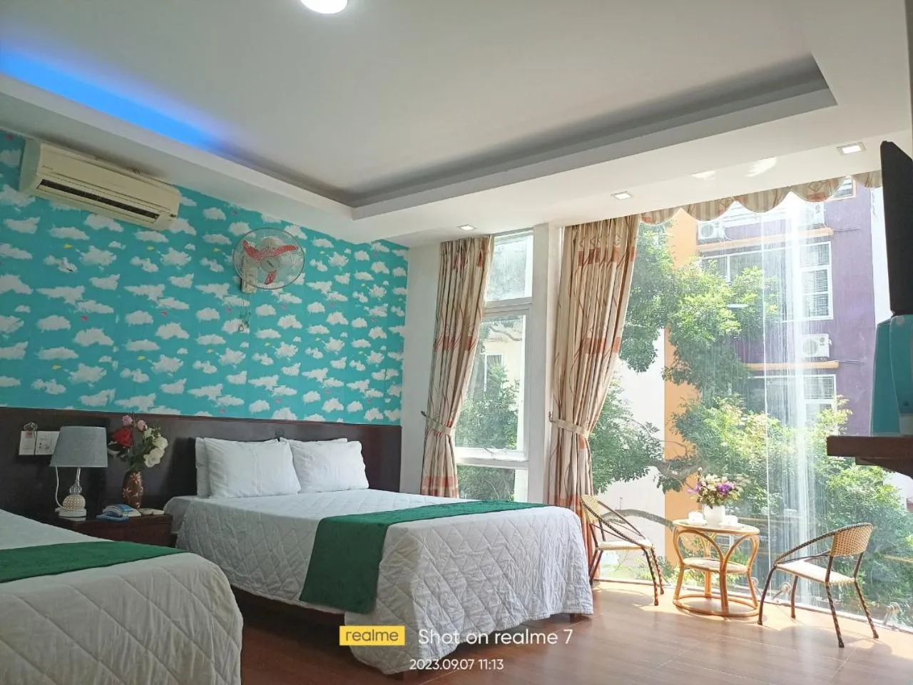 Photo of the whole room, Bed in catba island hotel