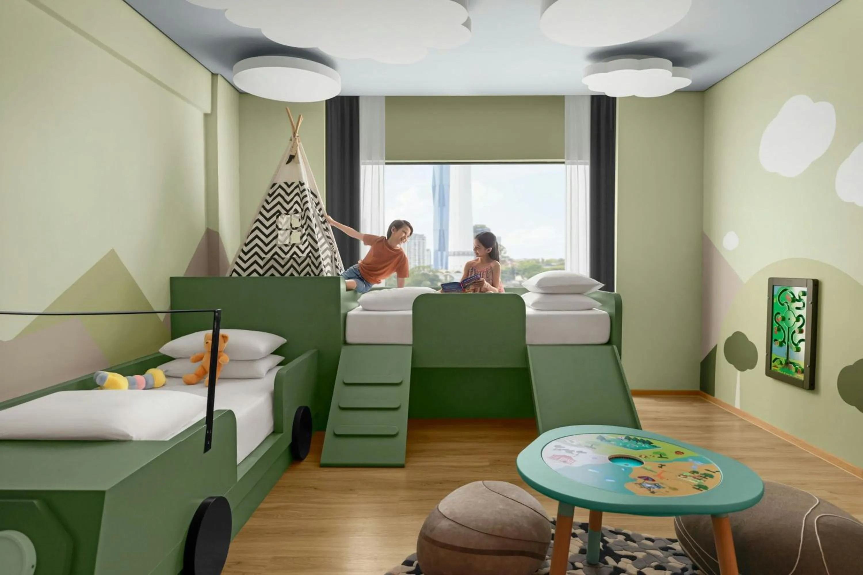 Photo of the whole room, Bed in Renaissance Kuala Lumpur Hotel & Convention Centre