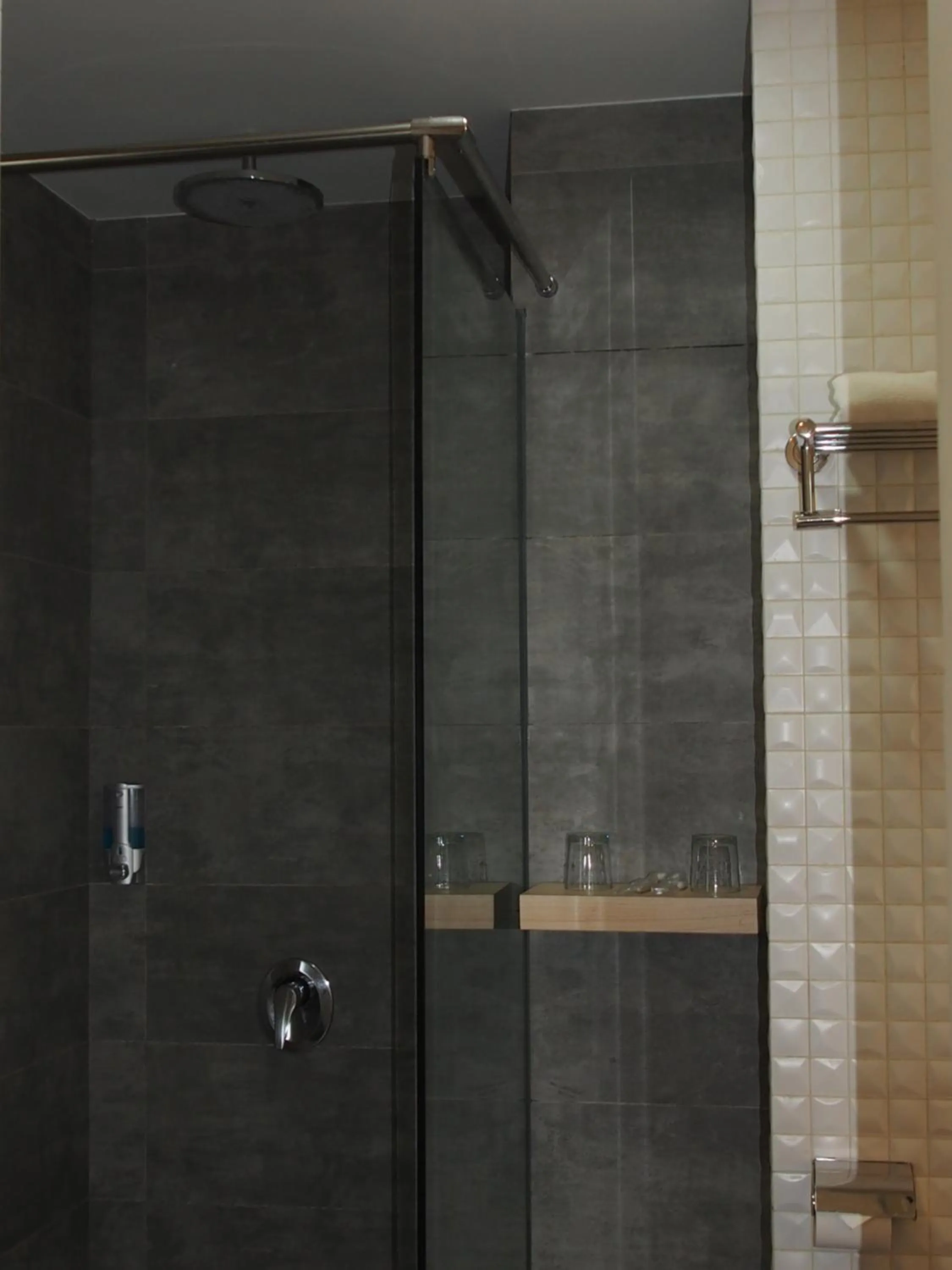 Shower in The City Hotel