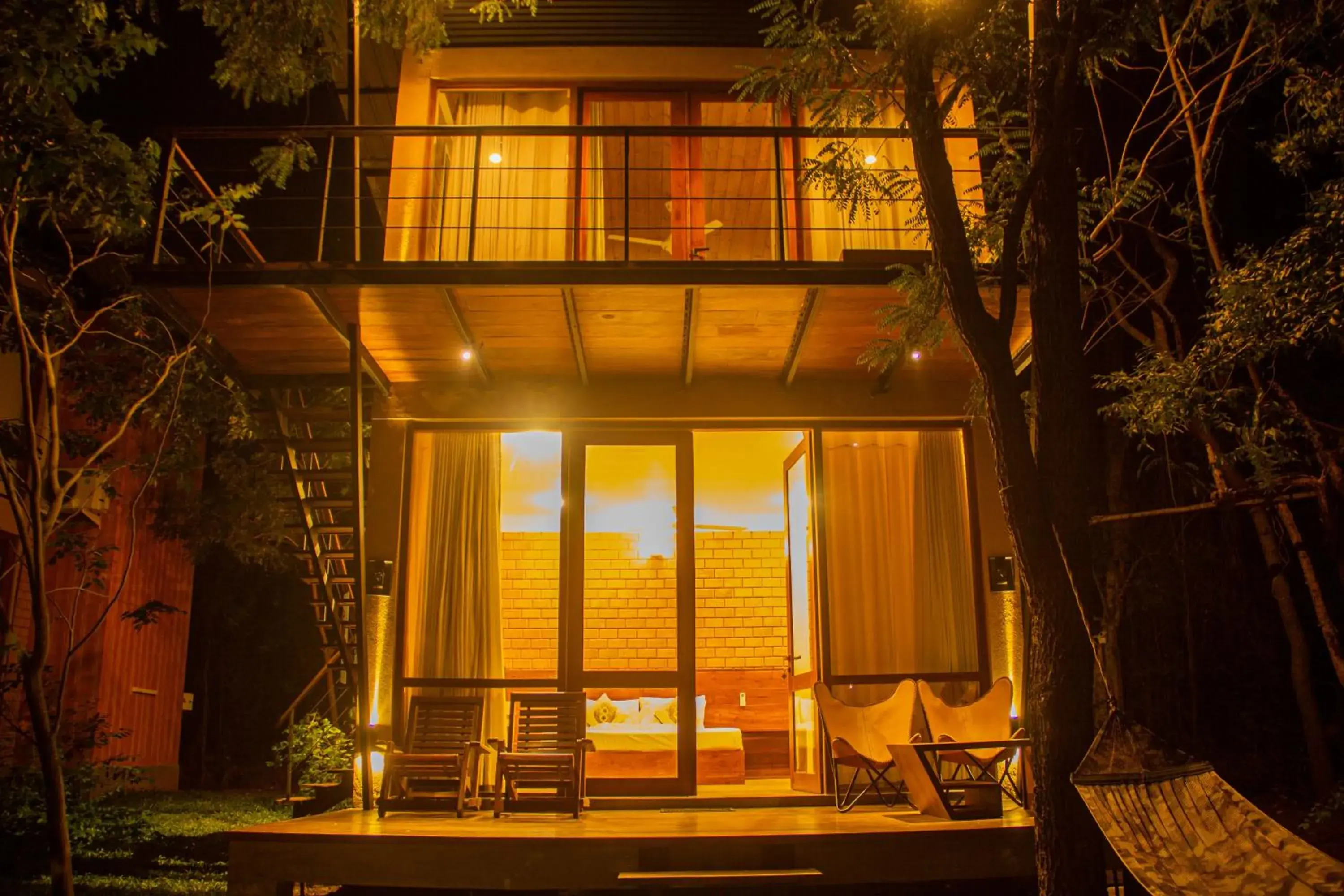 Superior Chalet in Breezy Lake Superior Chalet in Breezy Lake