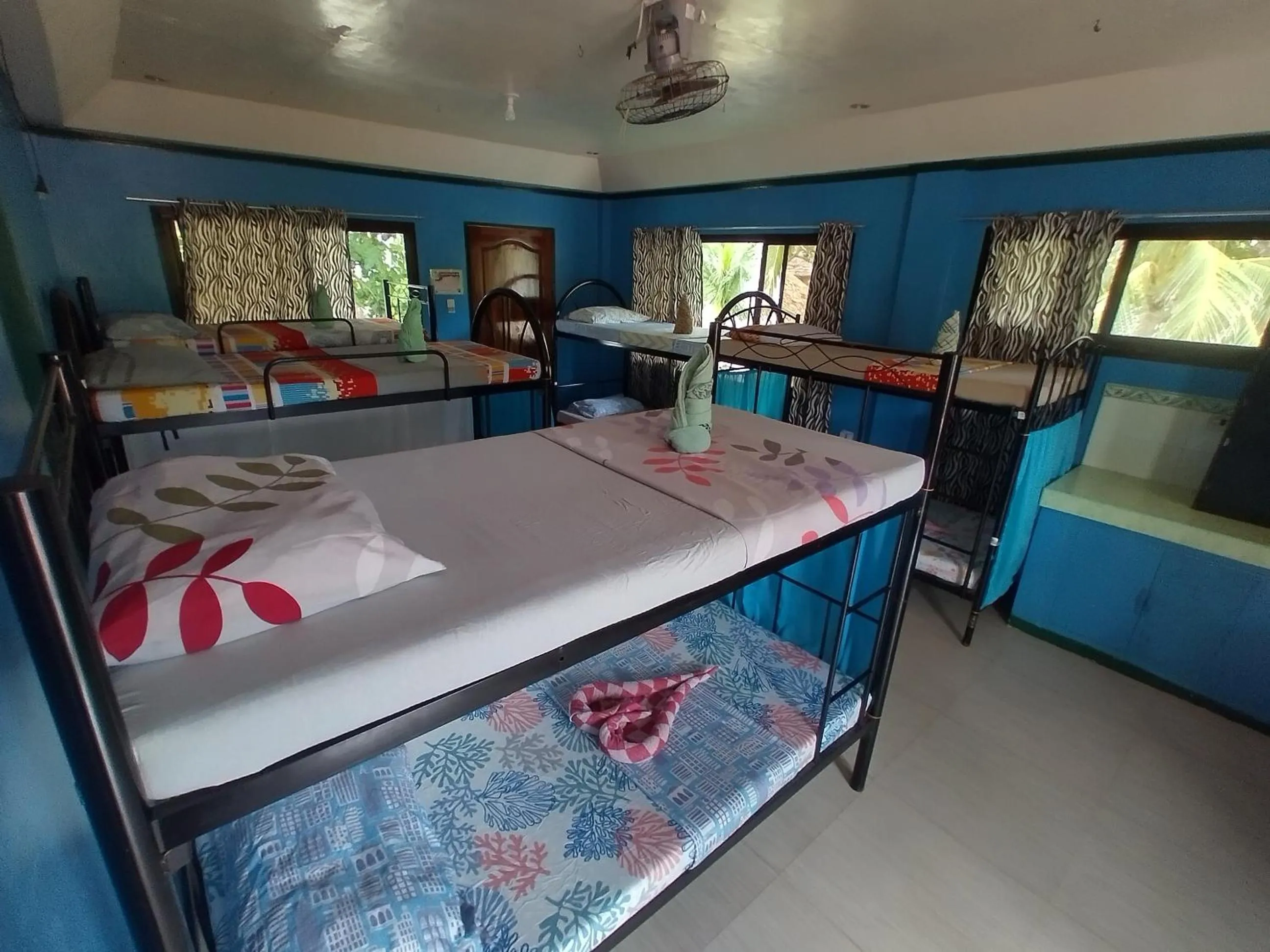 Single Bed in Mixed Dormitory Room in 1peace beach resort