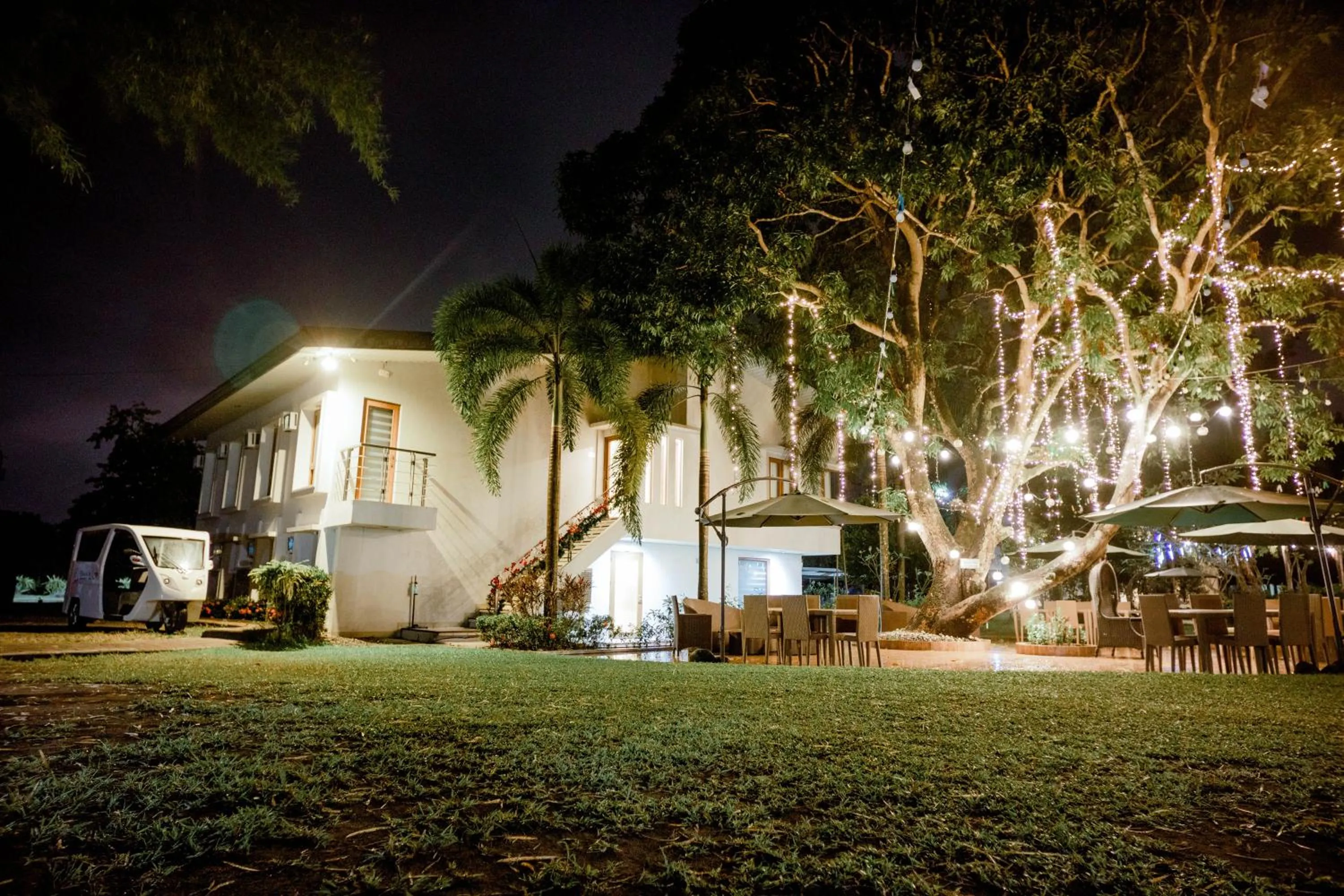 Property building in Estancia De Lorenzo Tarlac