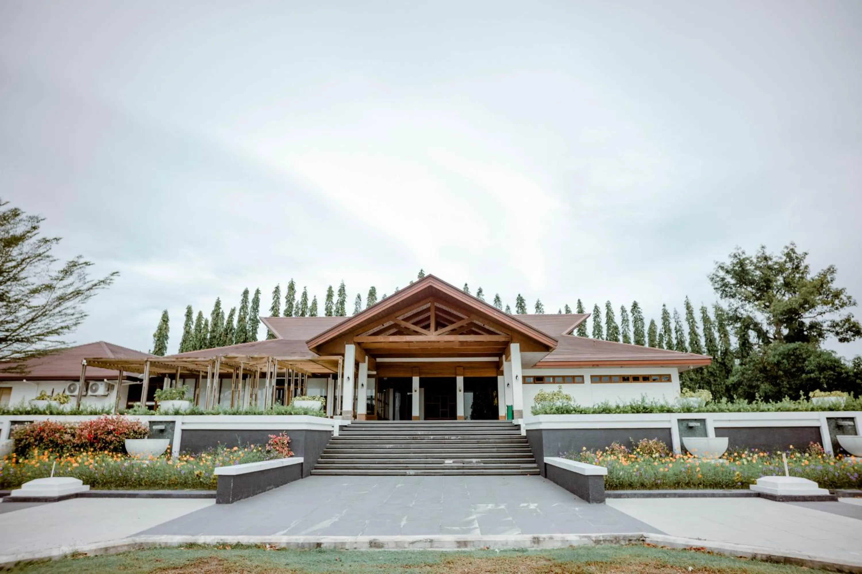 Property building in Estancia De Lorenzo Tarlac