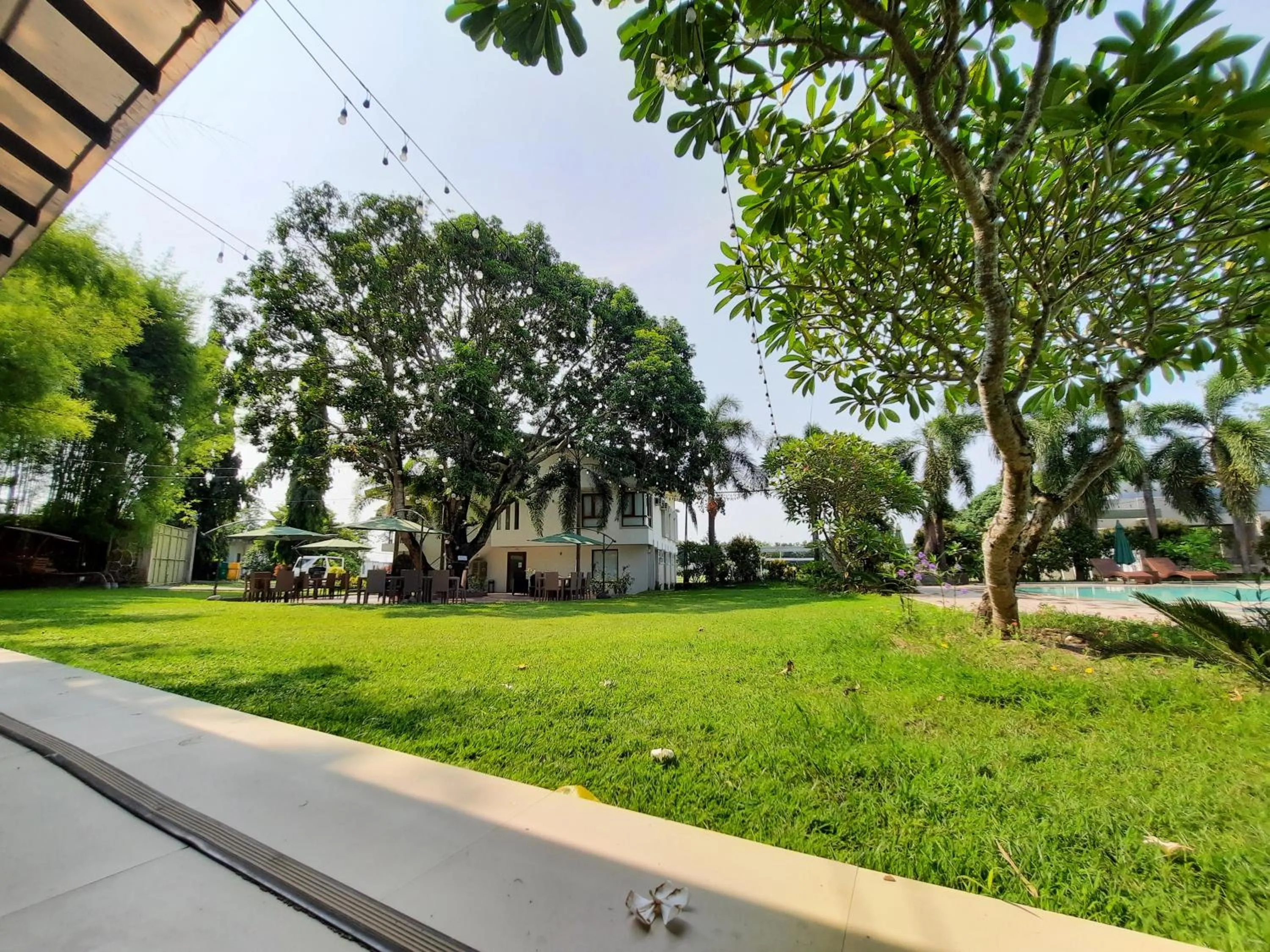 Property building in Estancia De Lorenzo Tarlac