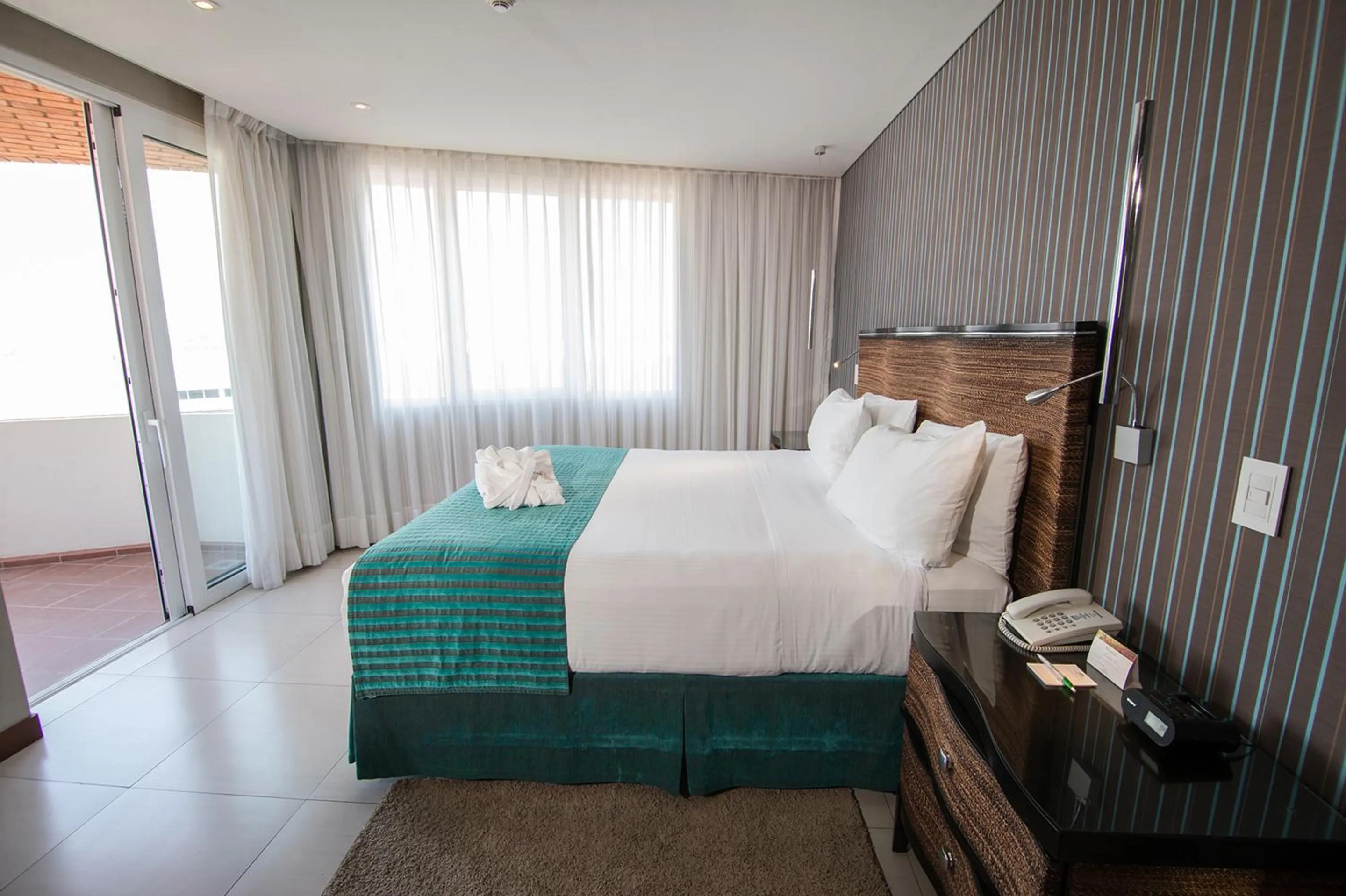 Bedroom, Bed in Hotel Camino Real