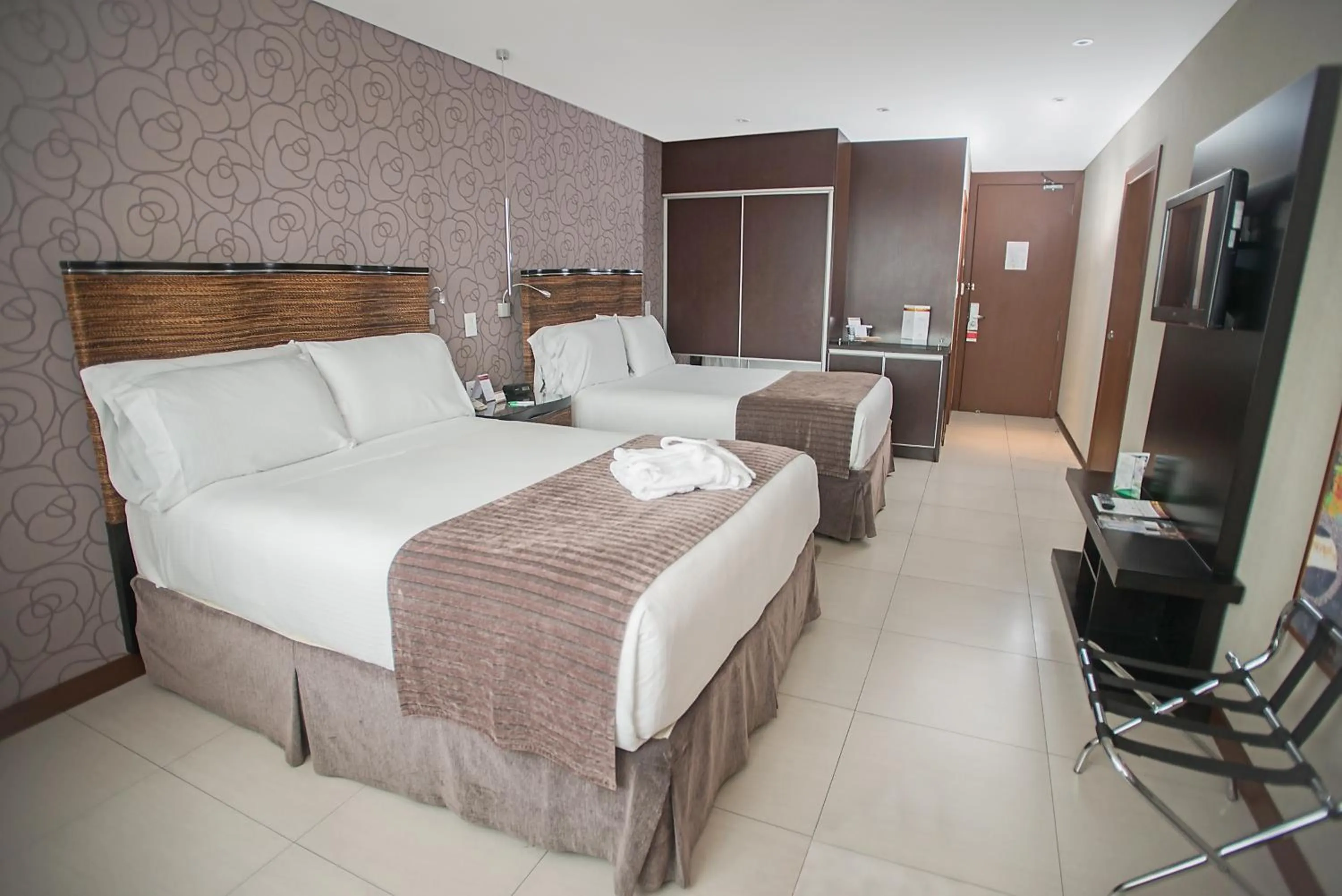 Bedroom, Bed in Hotel Camino Real