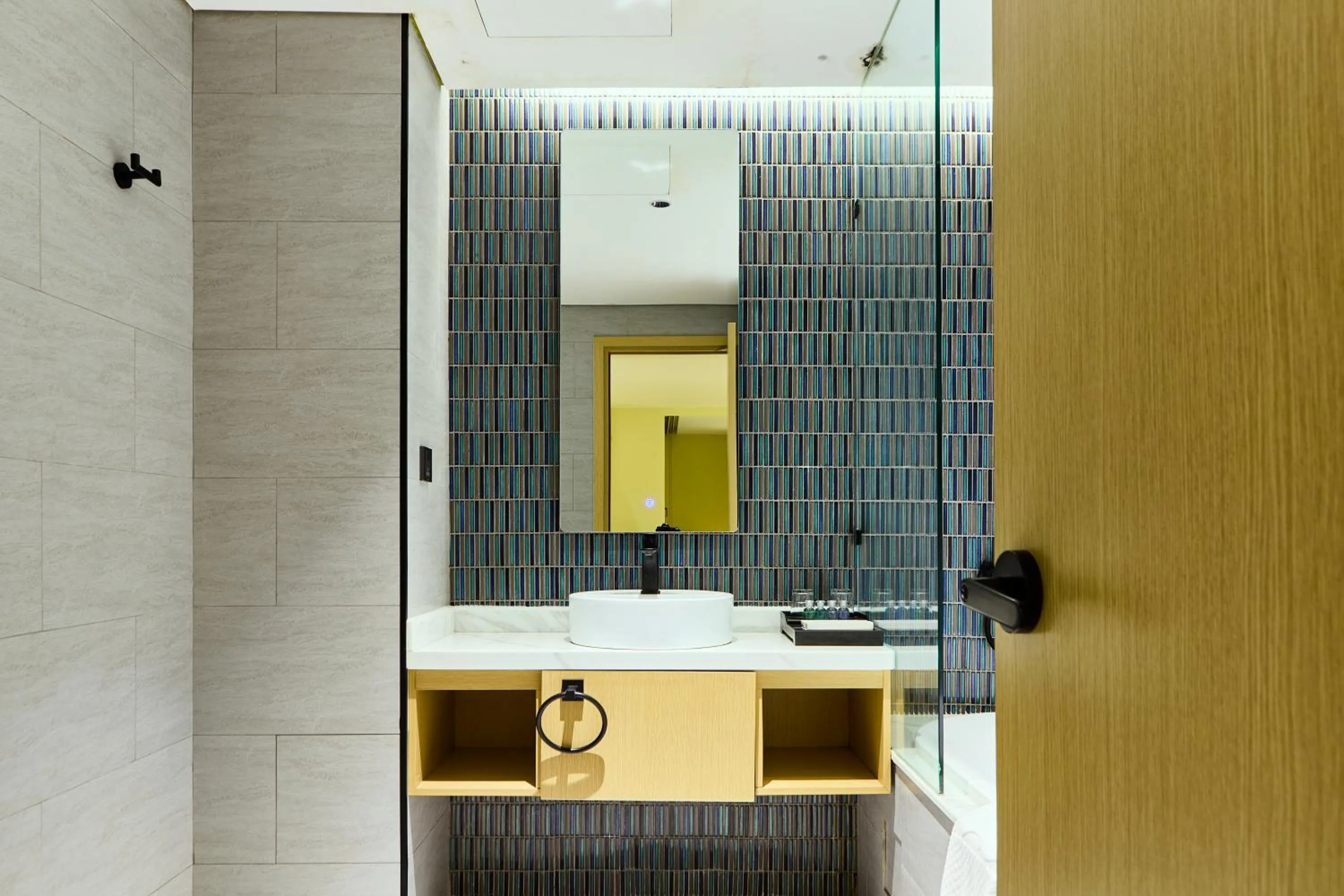 Bathroom in Central Park Saigon Hotel