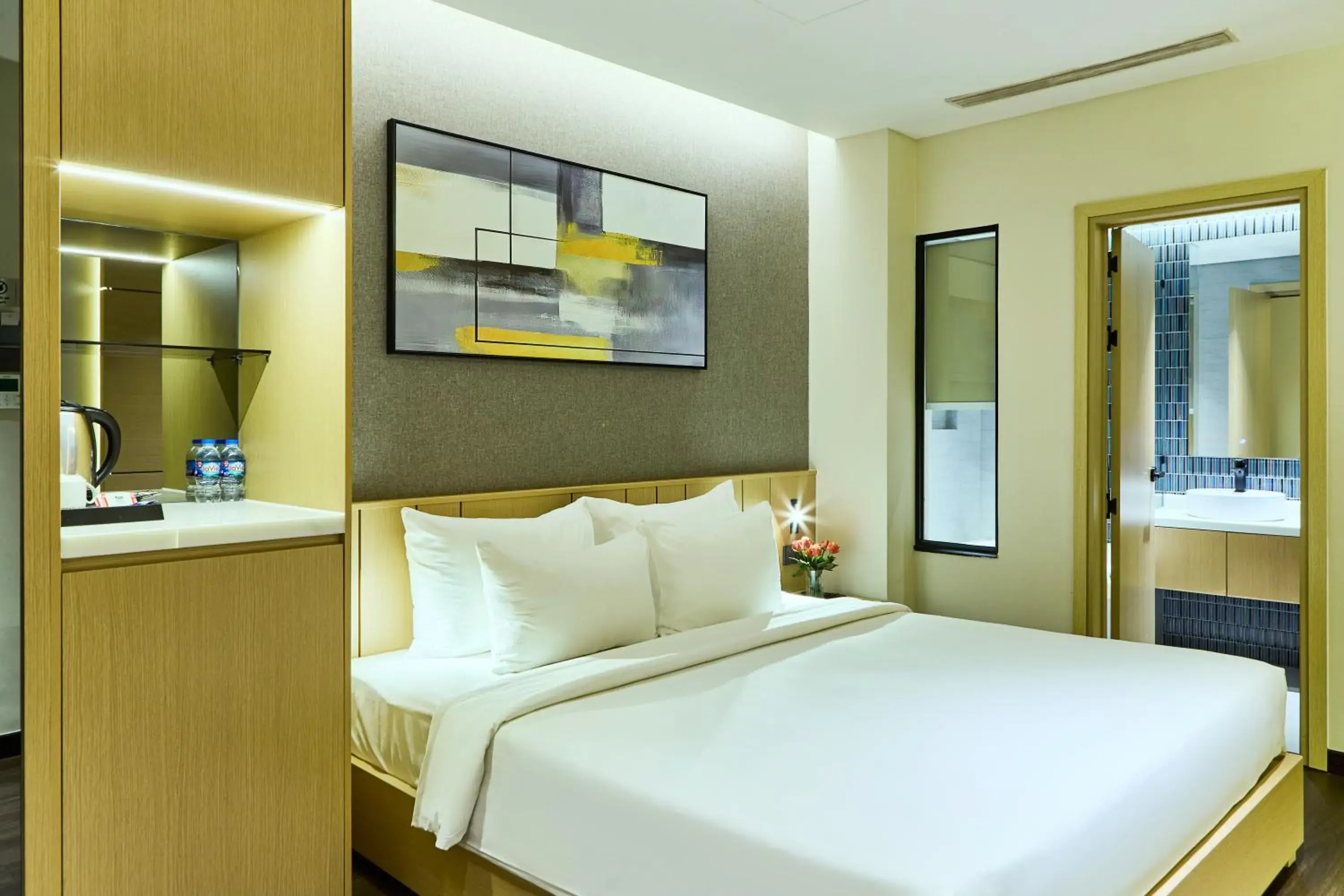 Deluxe Double No Window, Free Afternoon Tea in Central Park Saigon Hotel Deluxe Double No Window, Free Afternoon Tea in Central Park Saigon Hotel