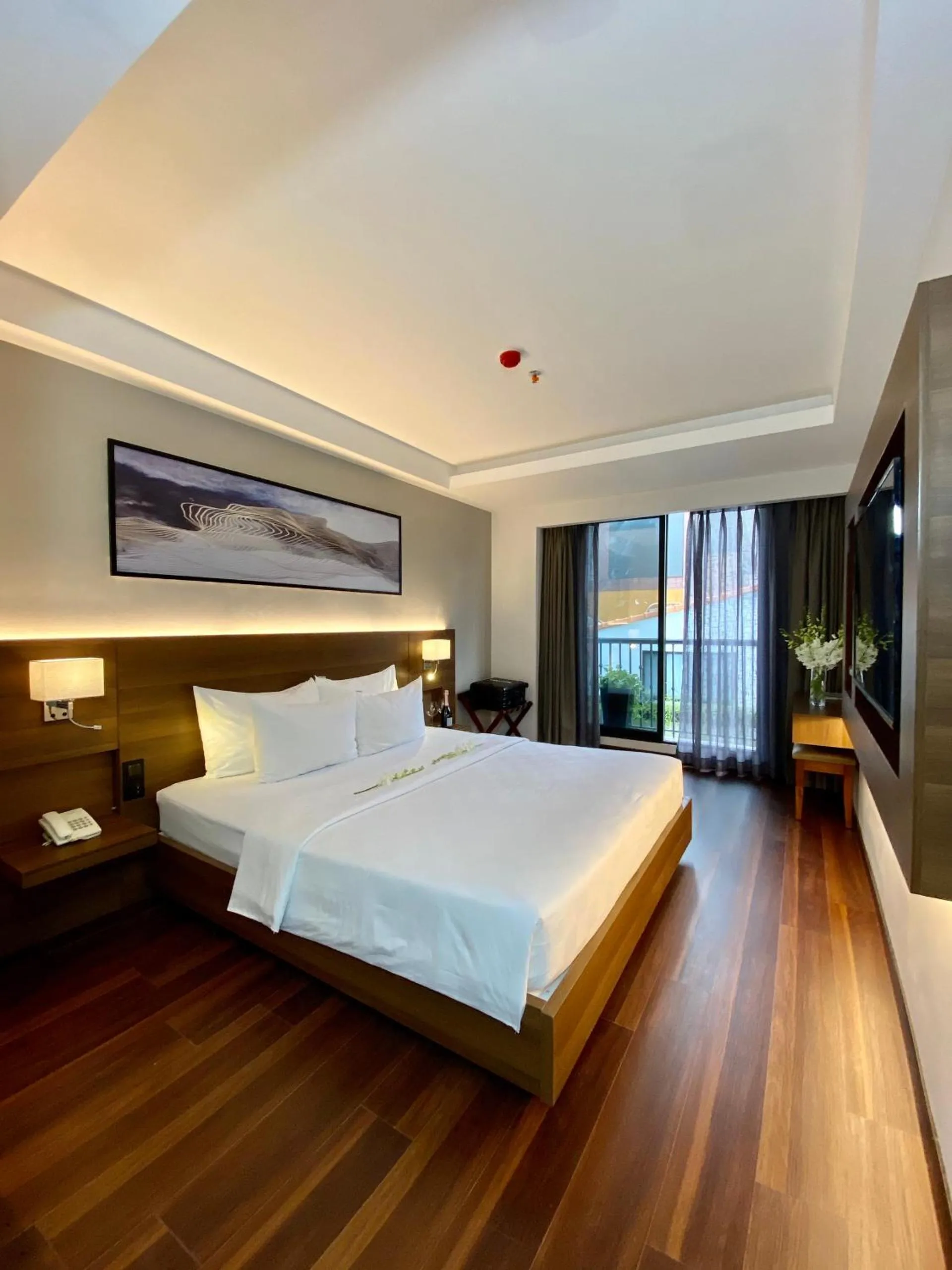 Central Park Saigon Hotel