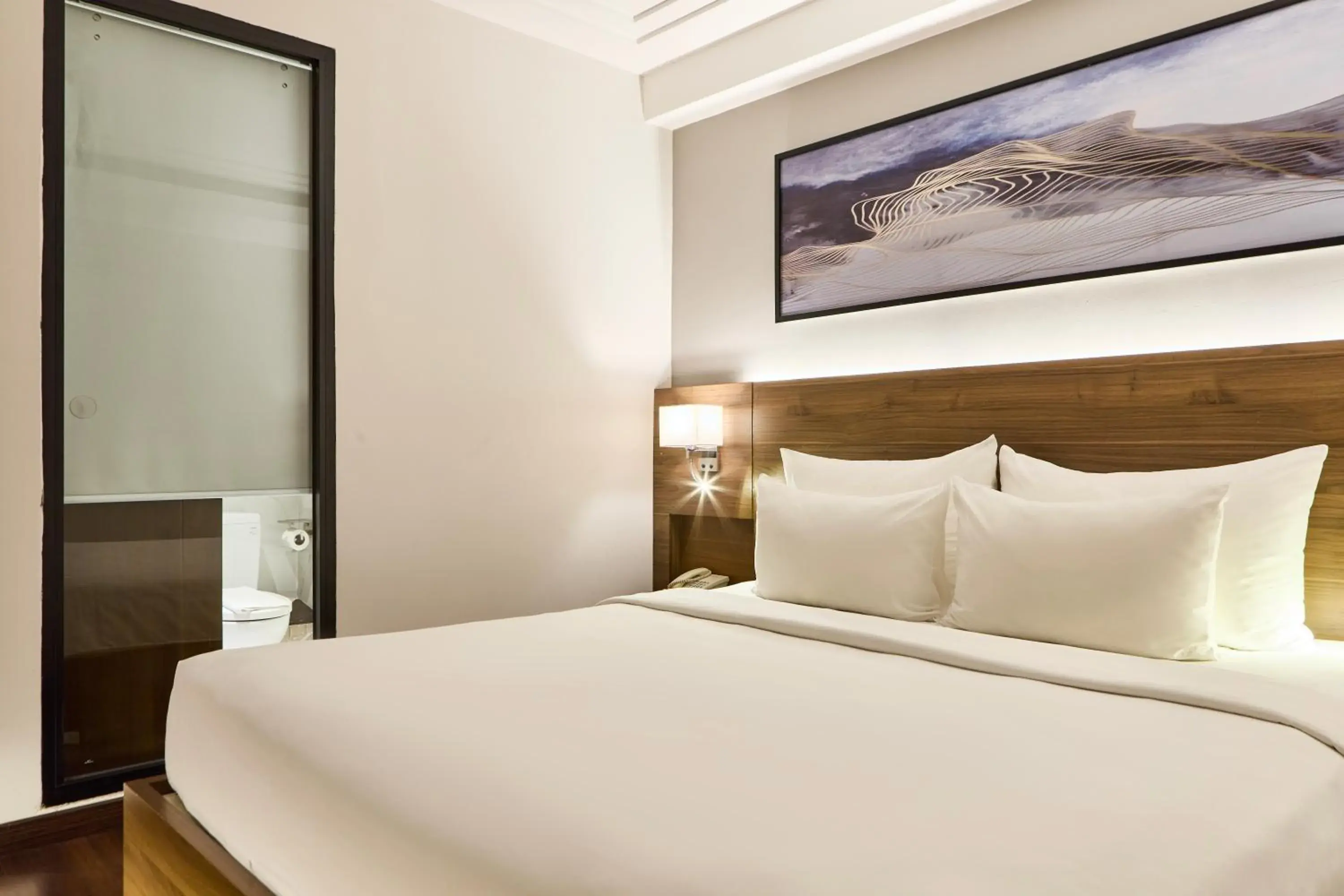 Photo of the whole room in Central Park Saigon Hotel Photo of the whole room in Central Park Saigon Hotel