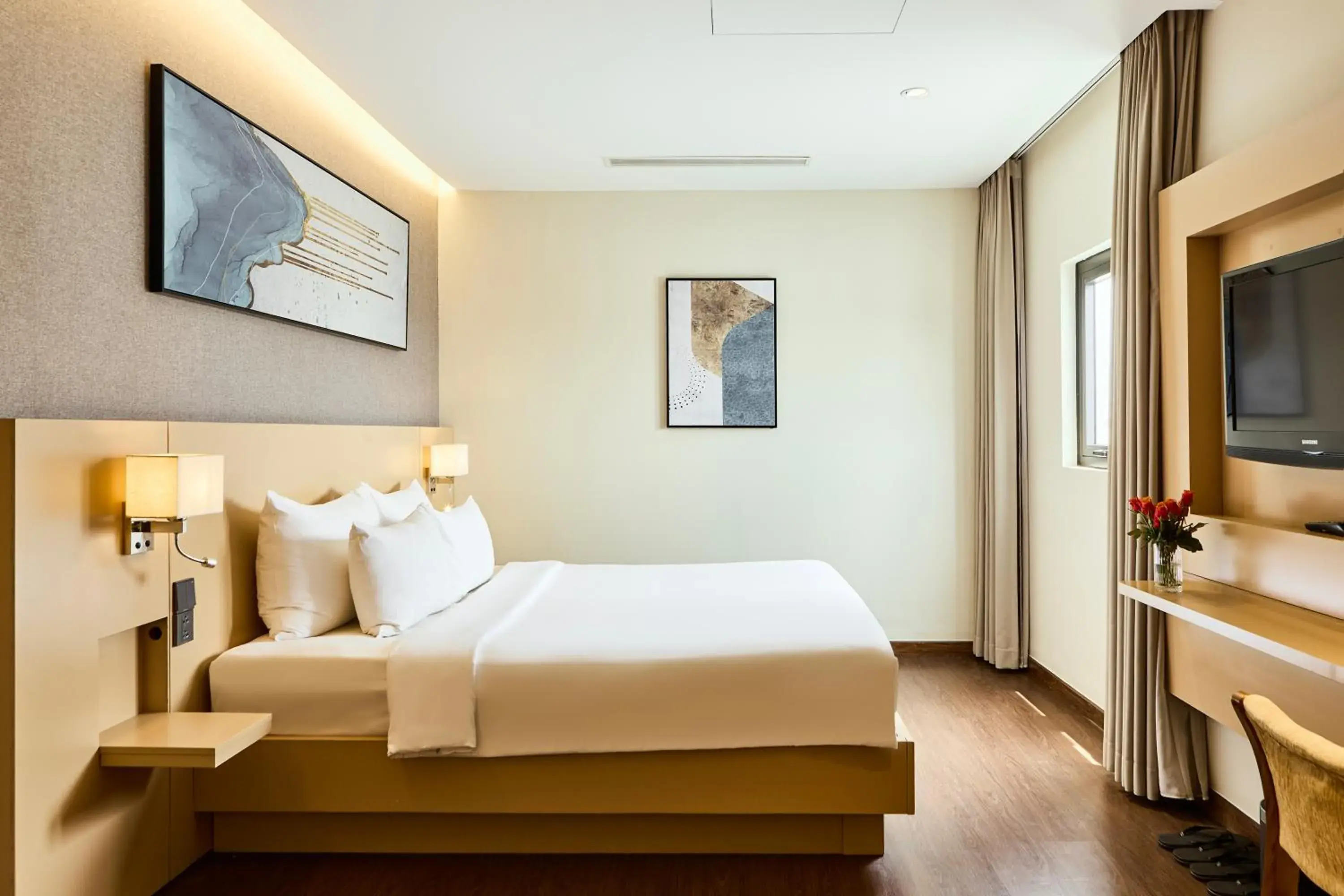 Photo of the whole room in Central Park Saigon Hotel Photo of the whole room in Central Park Saigon Hotel