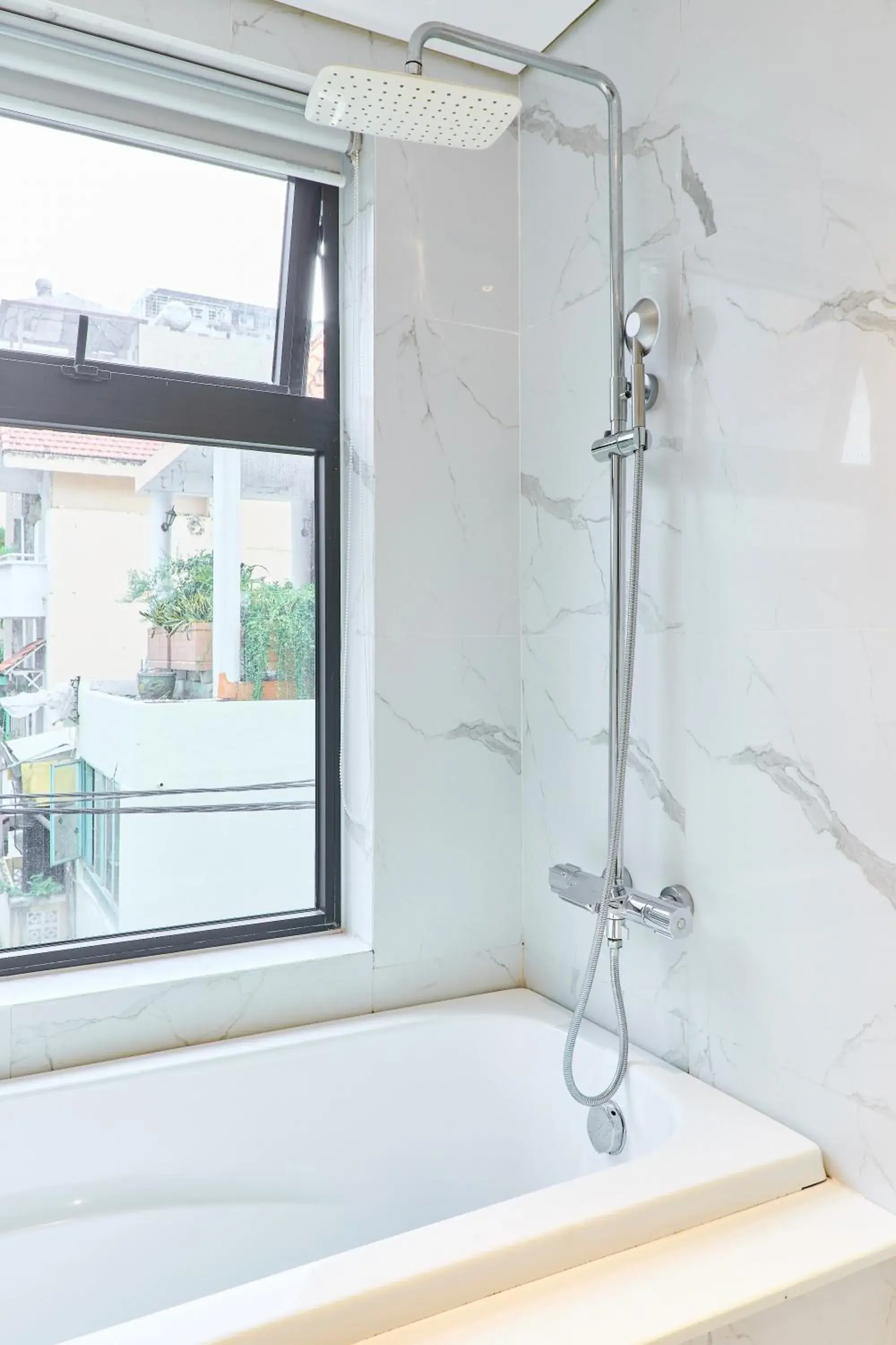 Bathroom in Central Park Saigon Hotel Bathroom in Central Park Saigon Hotel