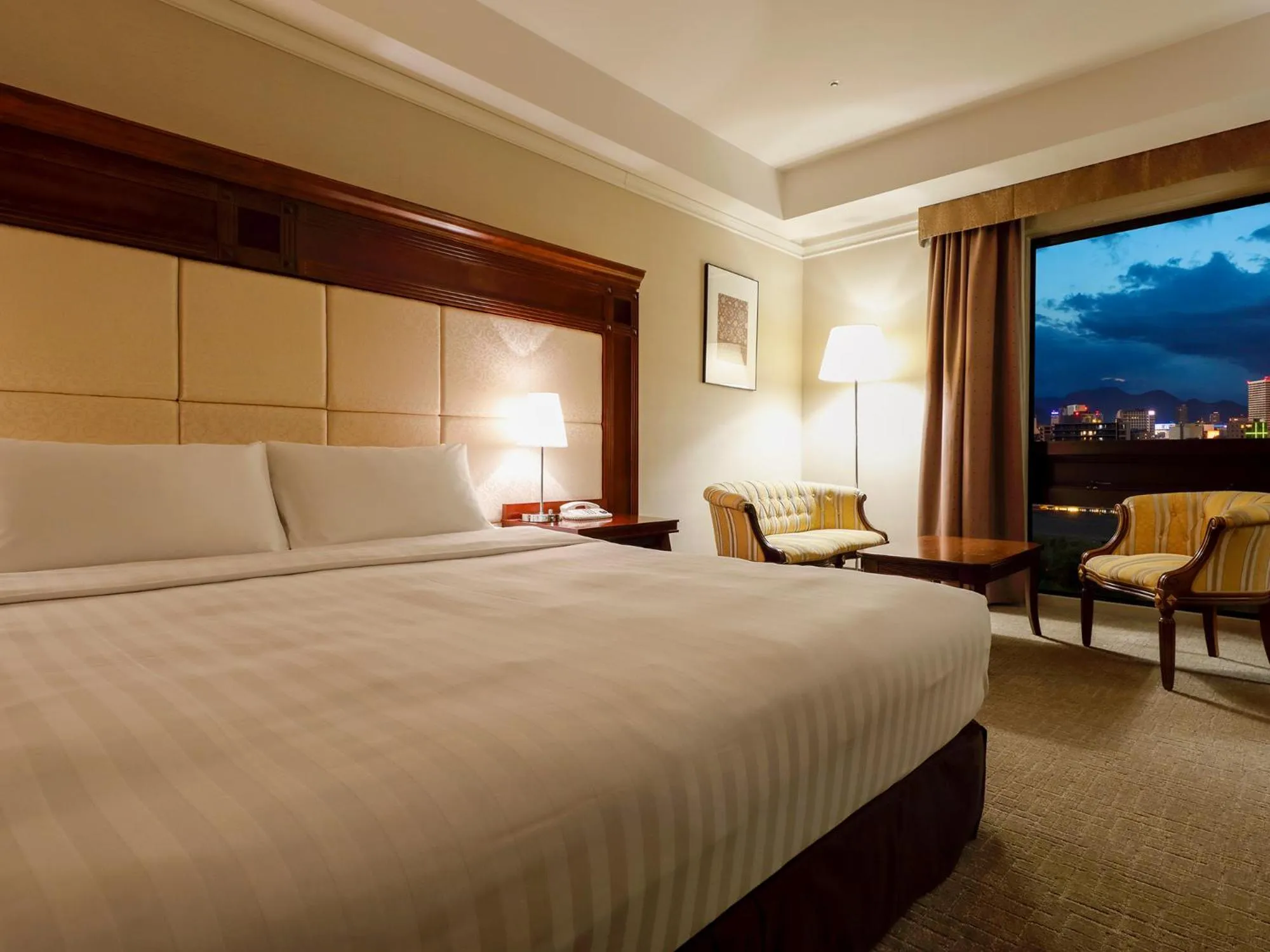 Photo of the whole room, Bed in Premier Hotel -Tsubaki- Sapporo