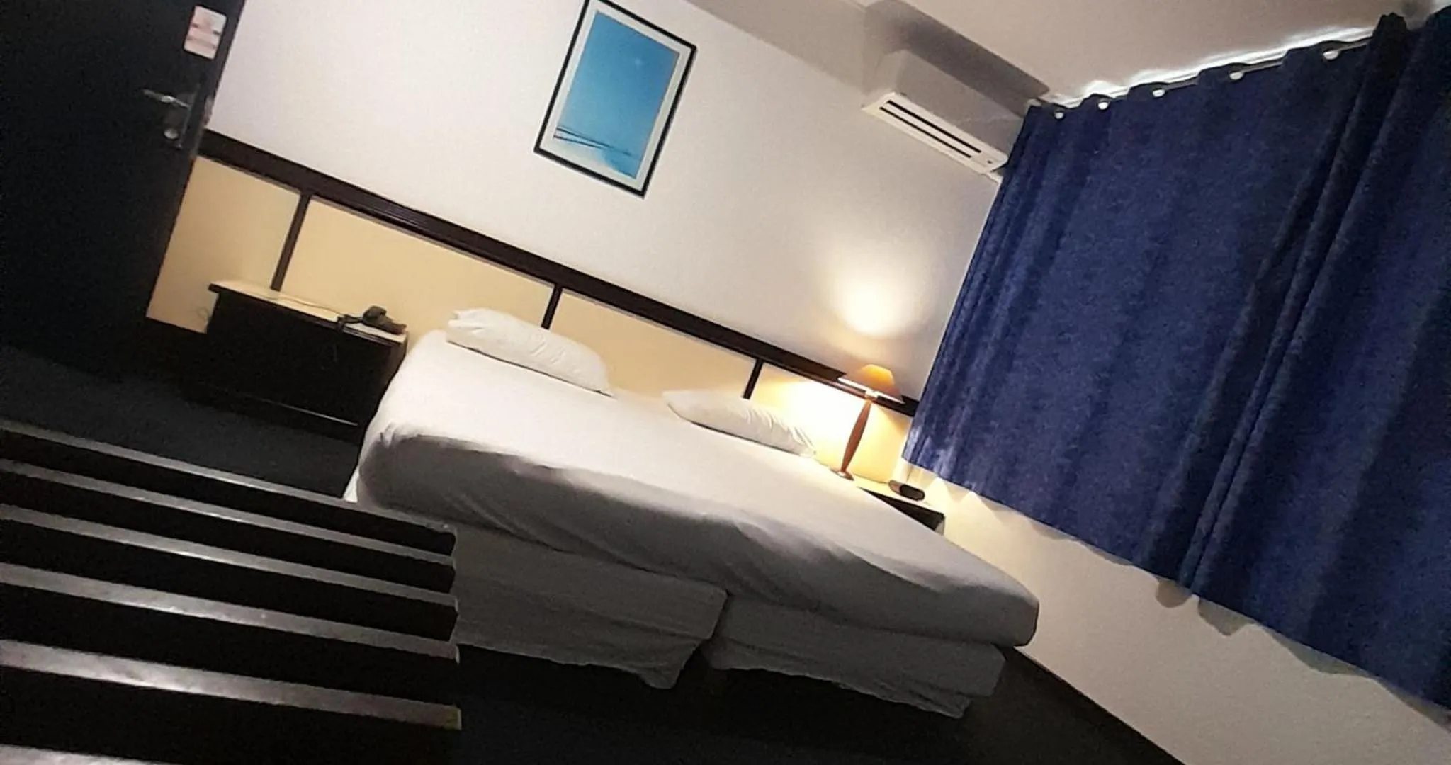 Bedroom, Bed in Hotel Le Paris