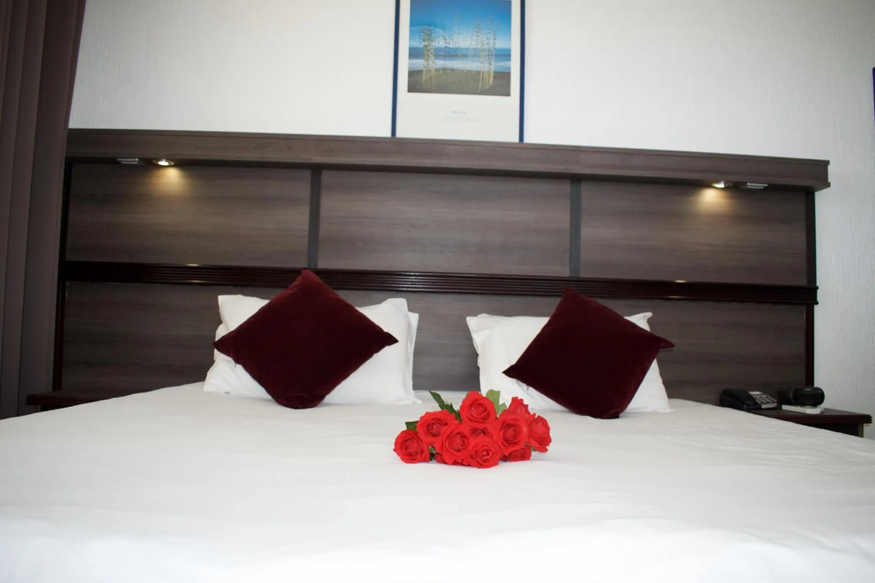 Bed in Hotel Le Paris Bed in Hotel Le Paris