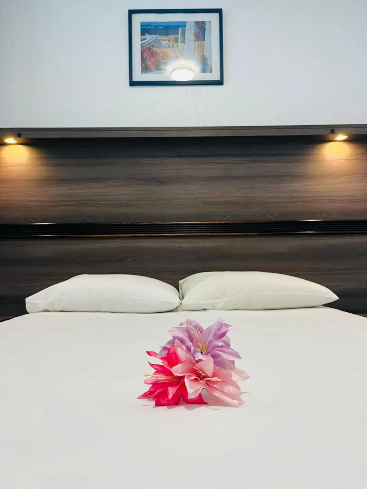 Bed in Hotel Le Paris