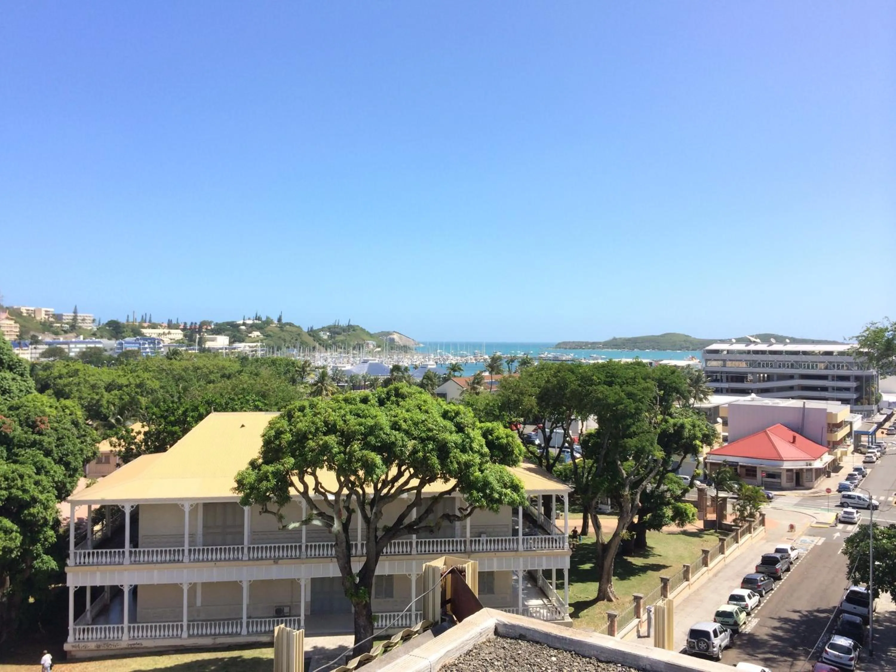 Day in Hotel Le Paris