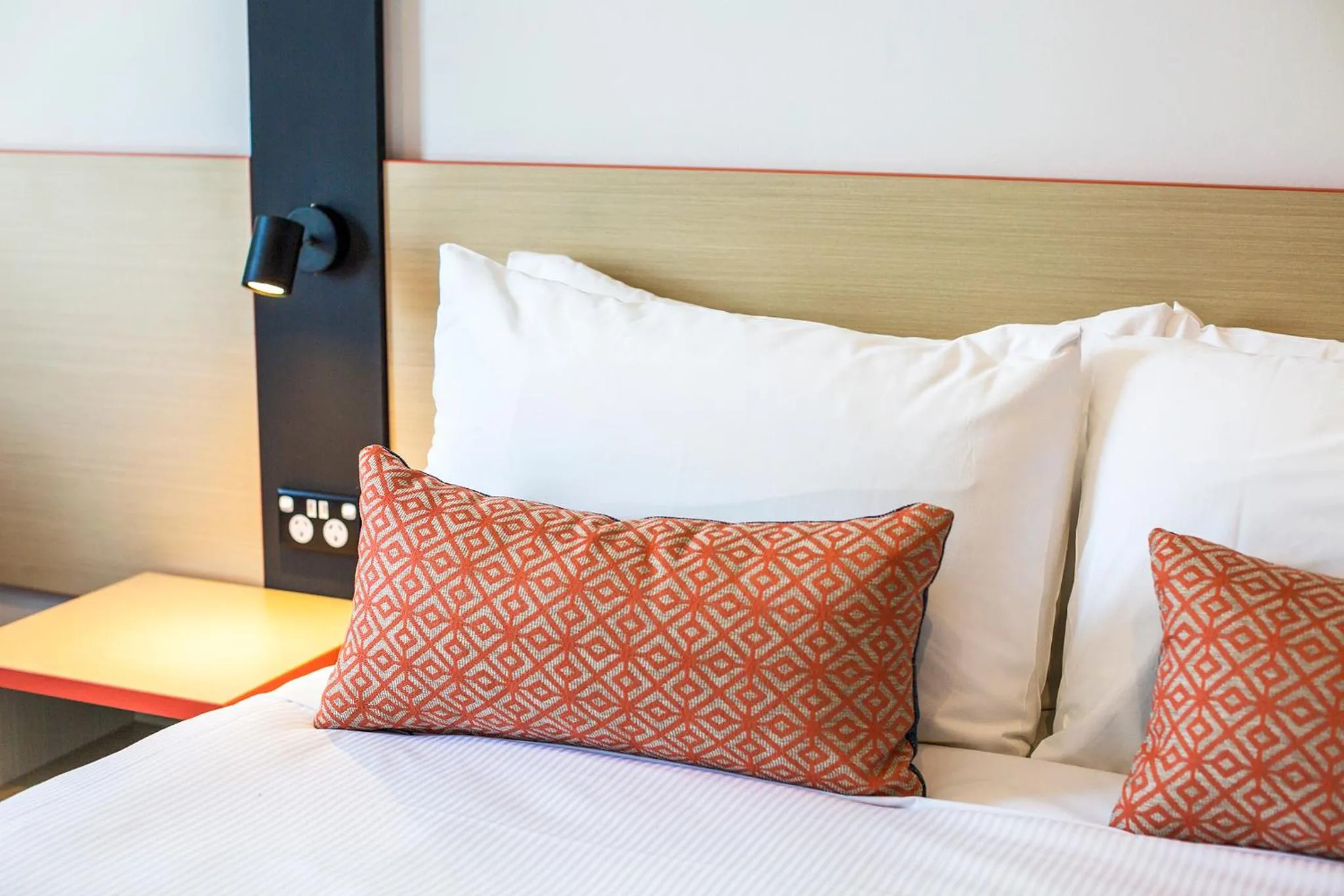 Bedroom, Bed in Nightcap at Regents Park Hotel