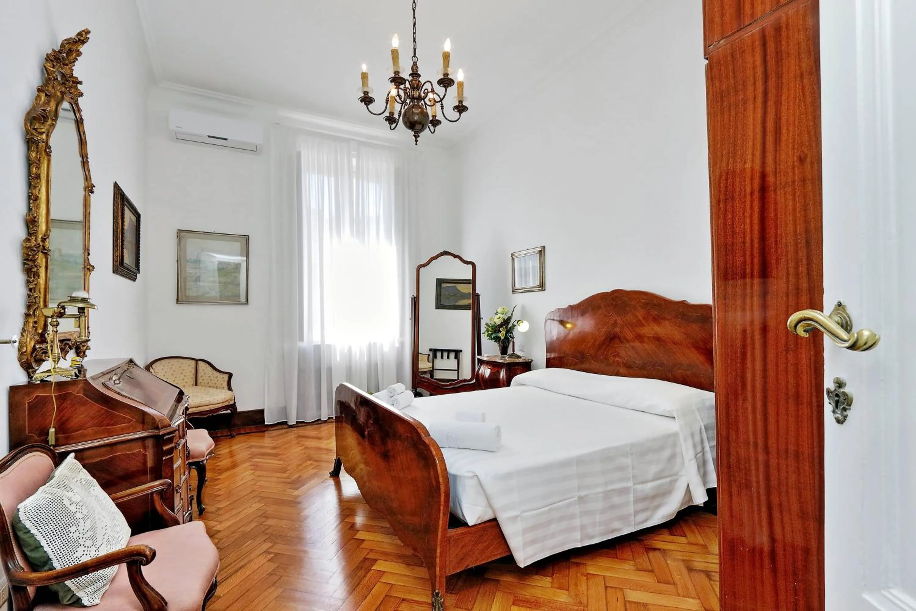 Bedroom, Bed in Prestigious Apartment Via Veneto