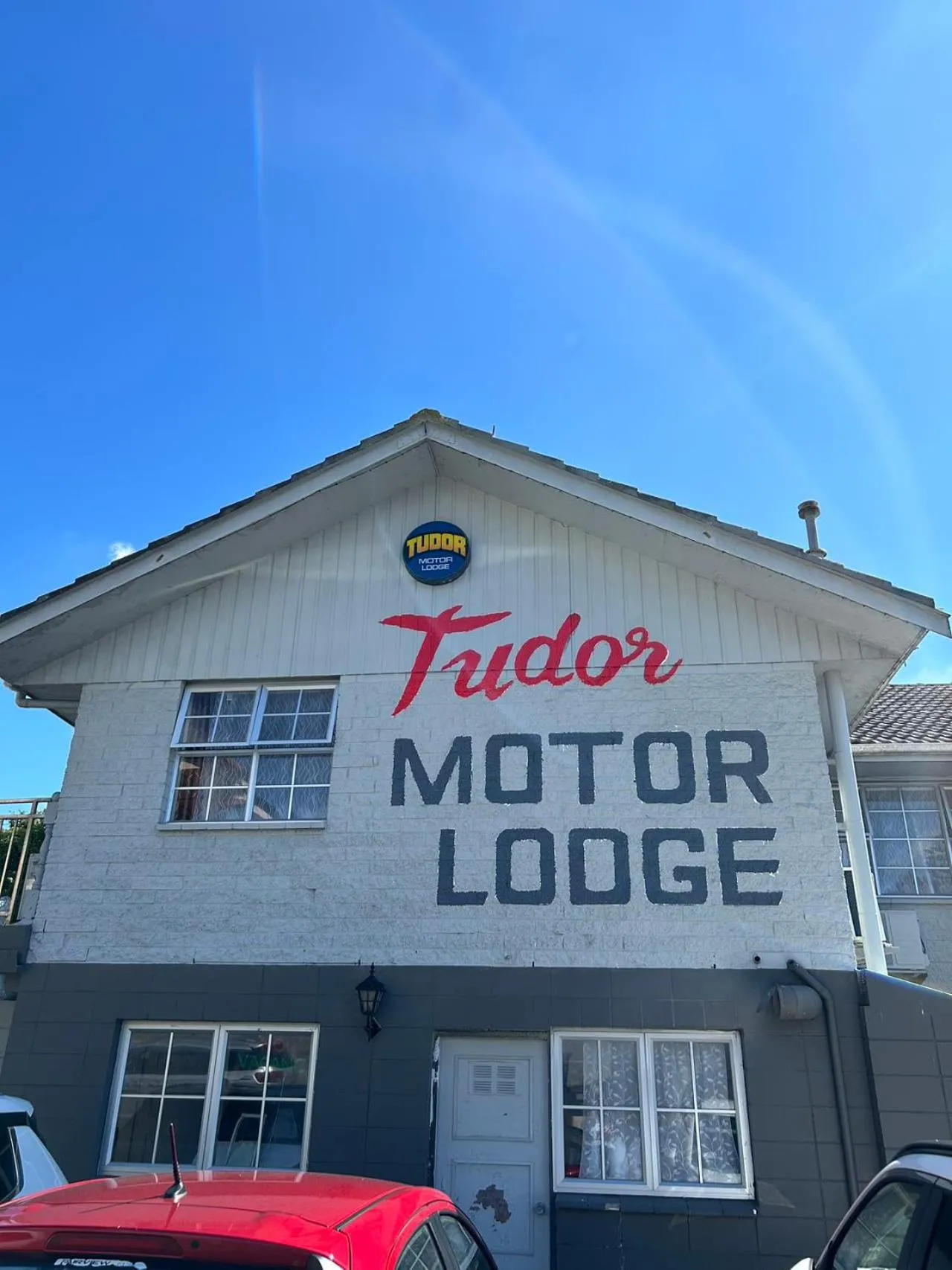 Day in Tudor Motor Lodge