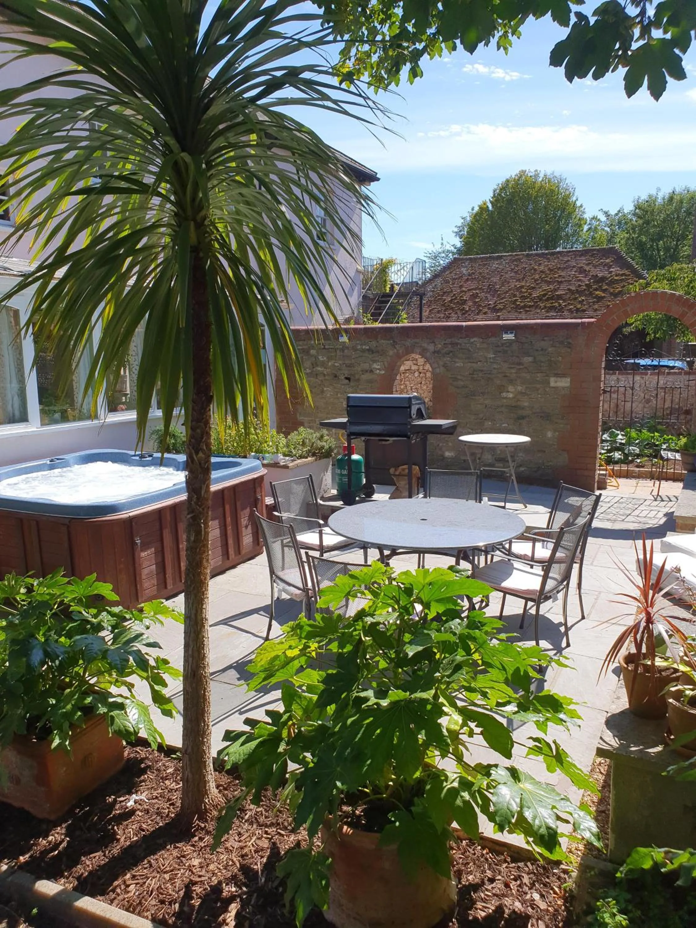 Garden in Marley House Bed and Breakfast