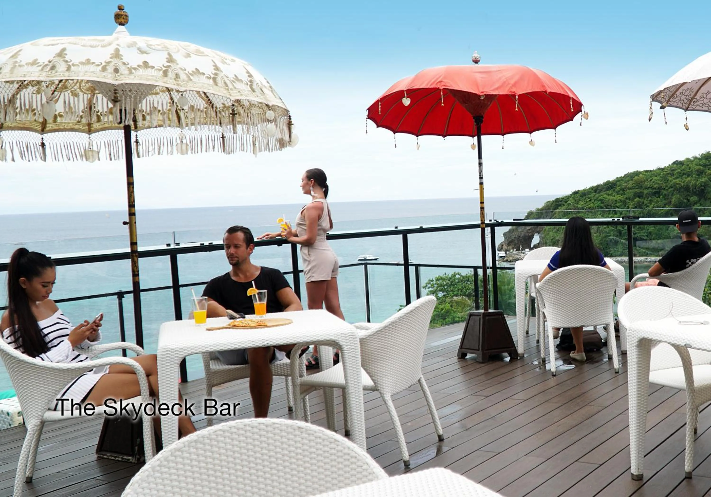 Restaurant/places to eat in Fairways and Bluewater Boracay